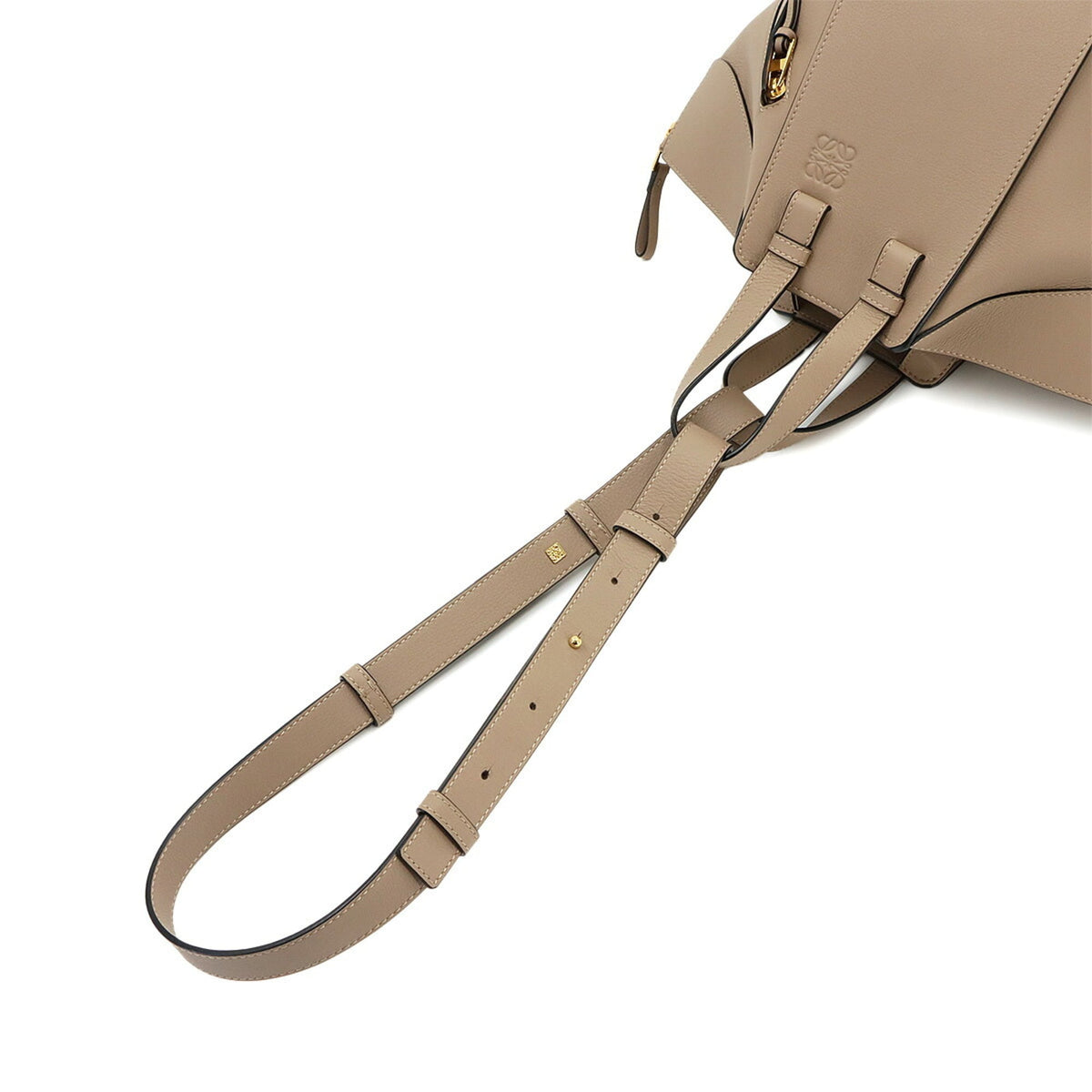 Loewe Sand Leather Handbag (Pre-Owned)