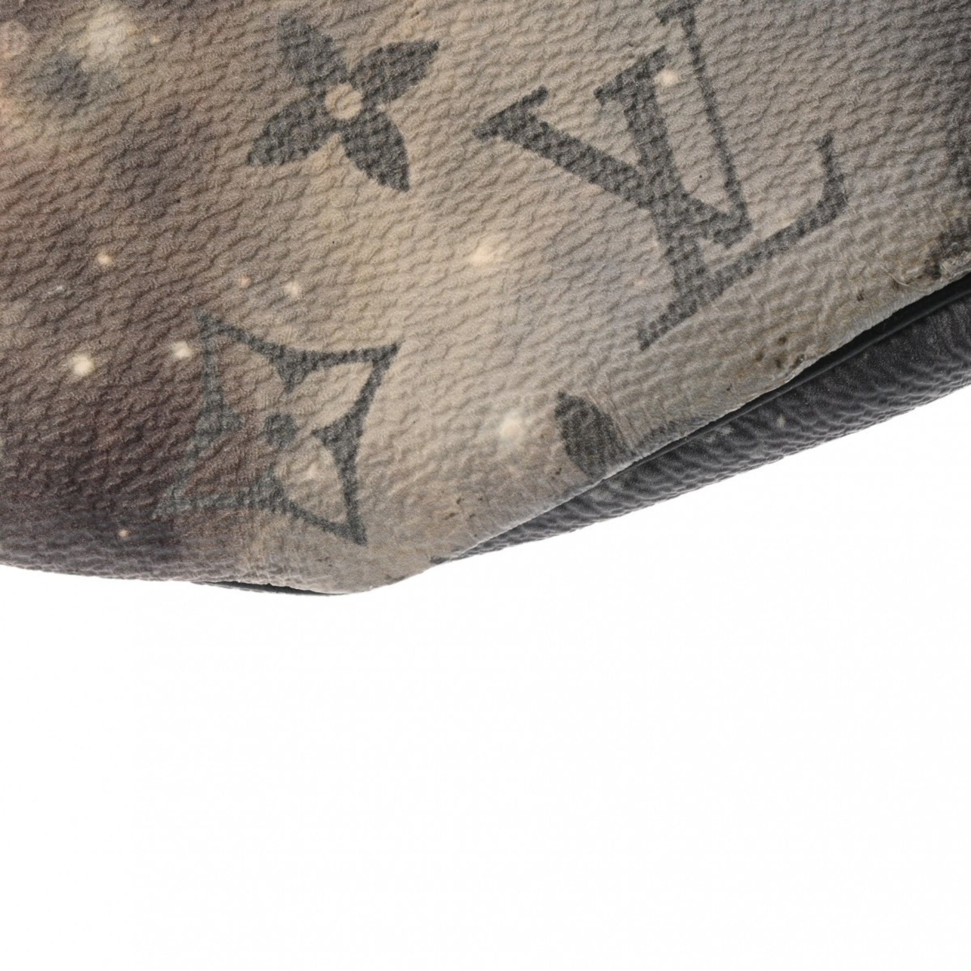 Louis Vuitton Noir Monogram Sling Bag (Pre-Owned)