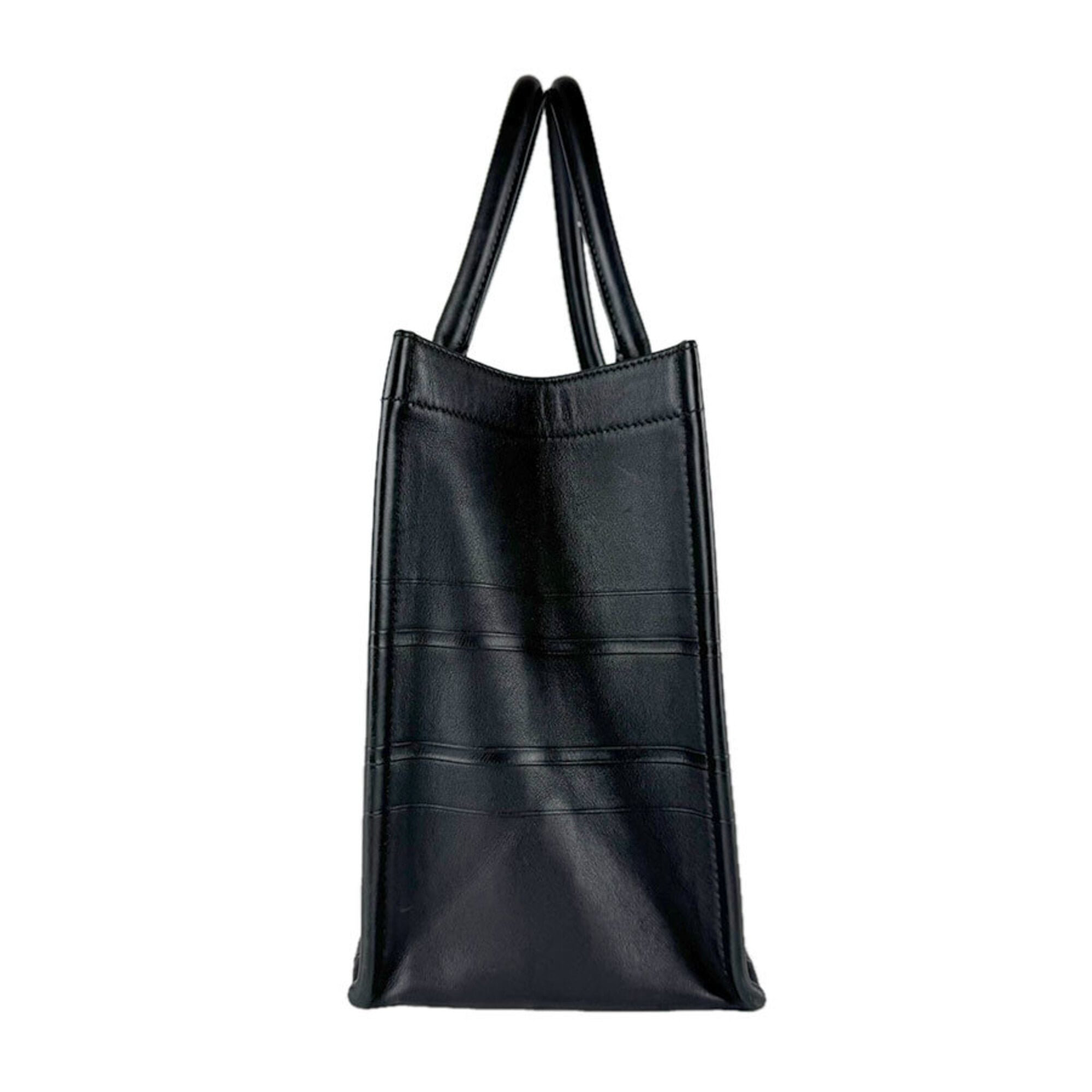 Christian Dior Black Leather Handbag (Pre-Owned)