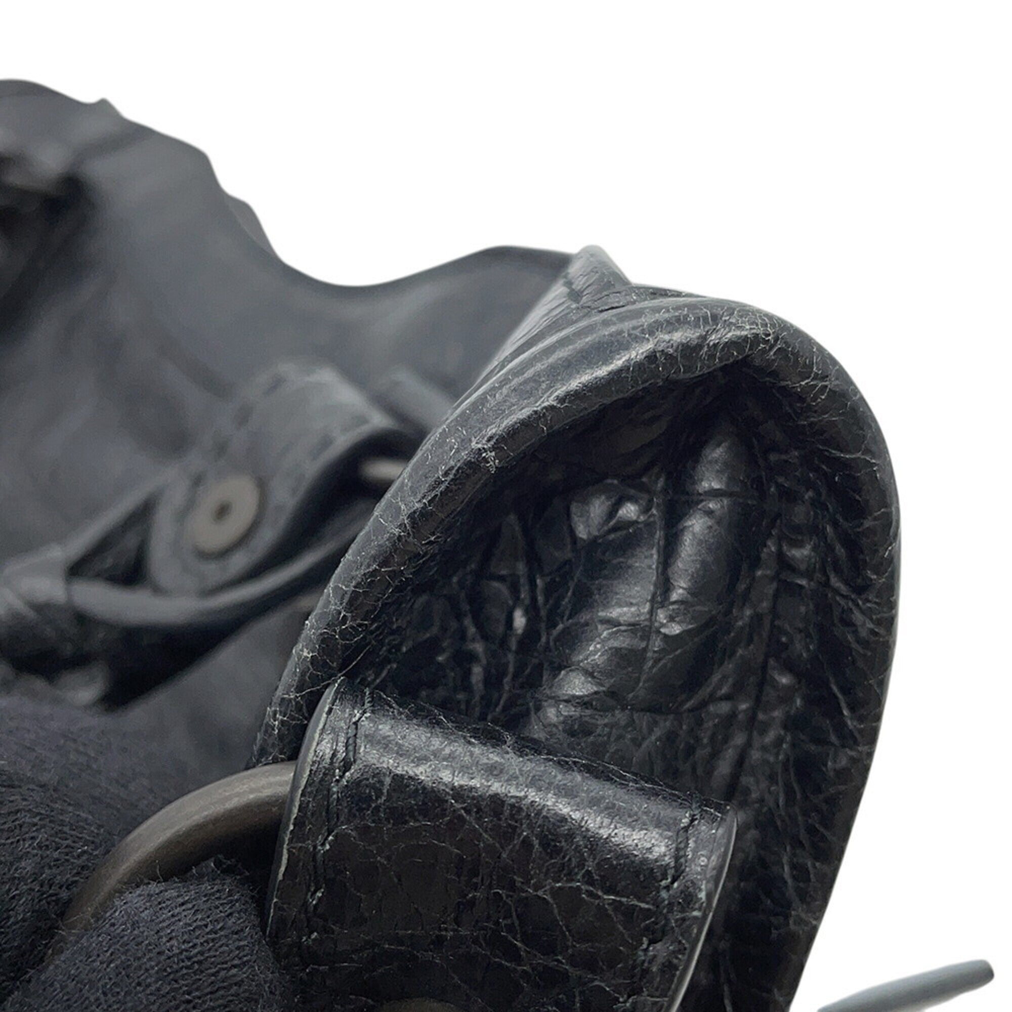 Balenciaga Black Leather Shoulder Bag (Pre-Owned)