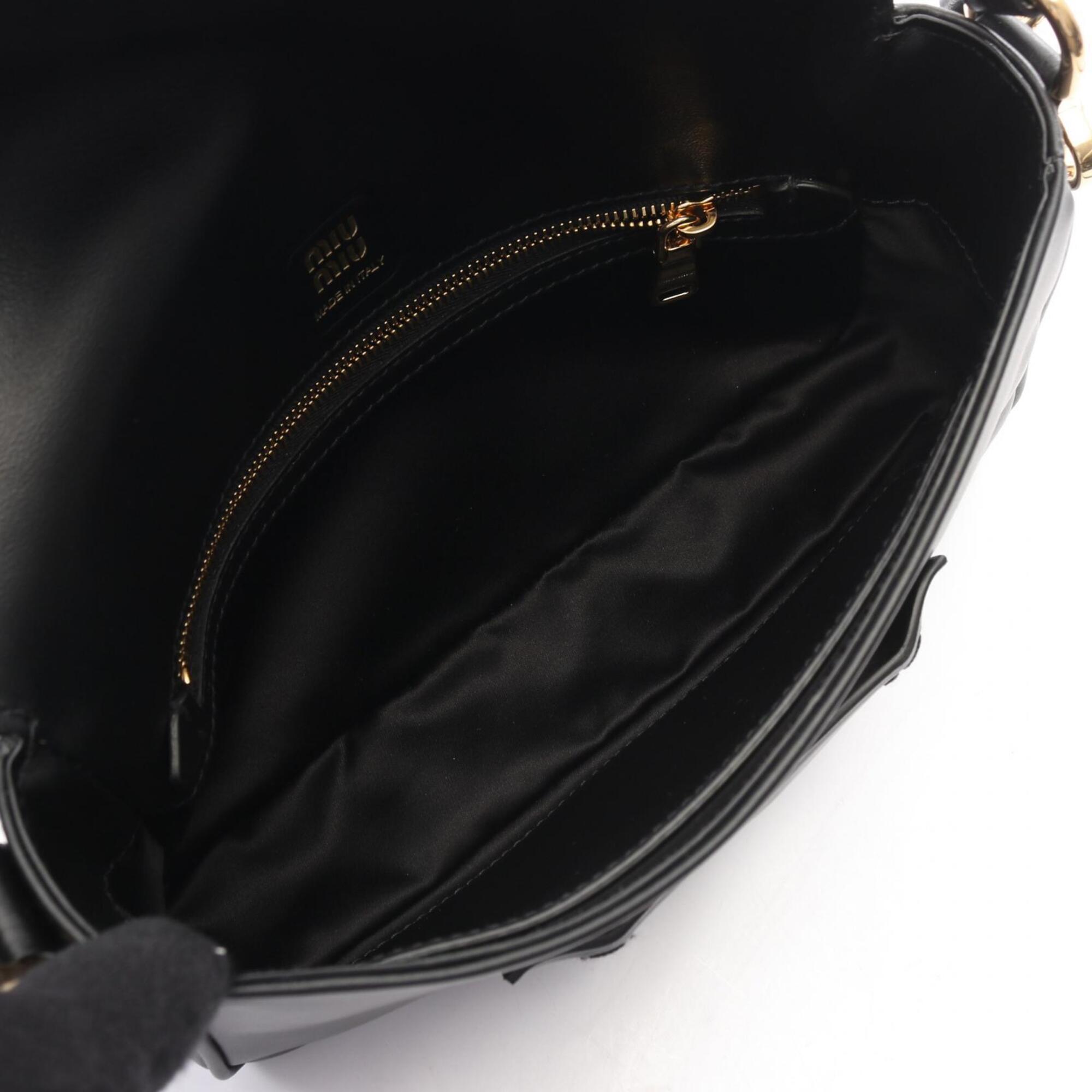Miu Miu Black Leather Handbag (Pre-Owned)