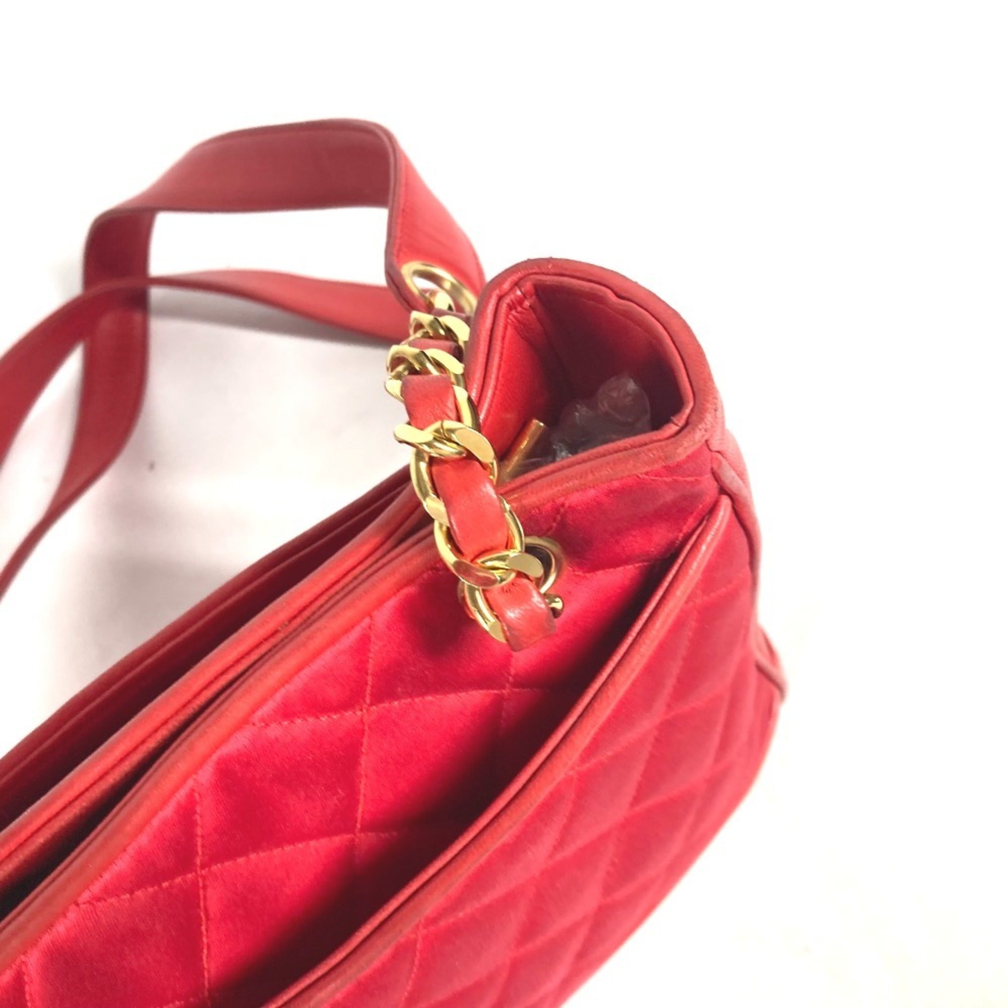 Chanel Red Color Satin Leather Shoulder Bag Tote Bag (Pre-Owned)