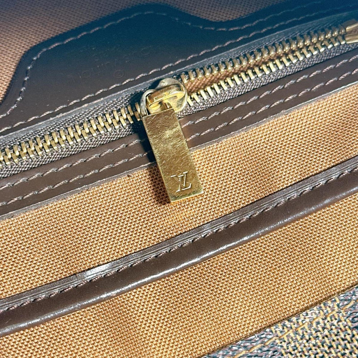 Louis Vuitton Damier Brown Damier Canvas Damier Canvas Handbag (Pre-Owned)