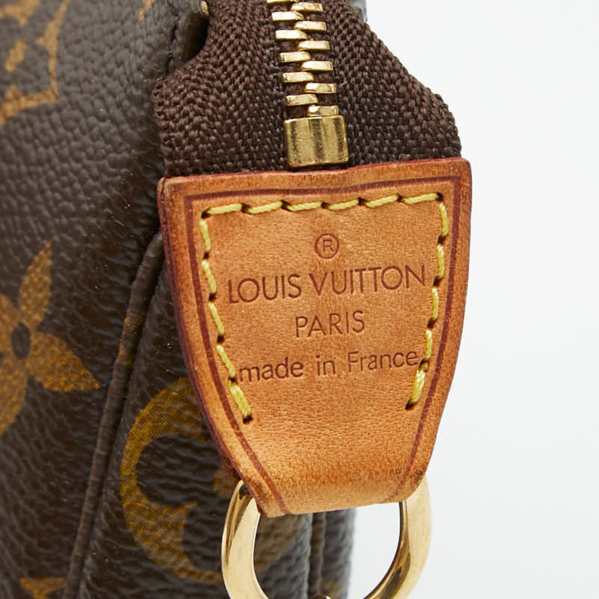 Louis Vuitton Monogram Brown Pvc Leather Handbag Pouch (Pre-Owned)