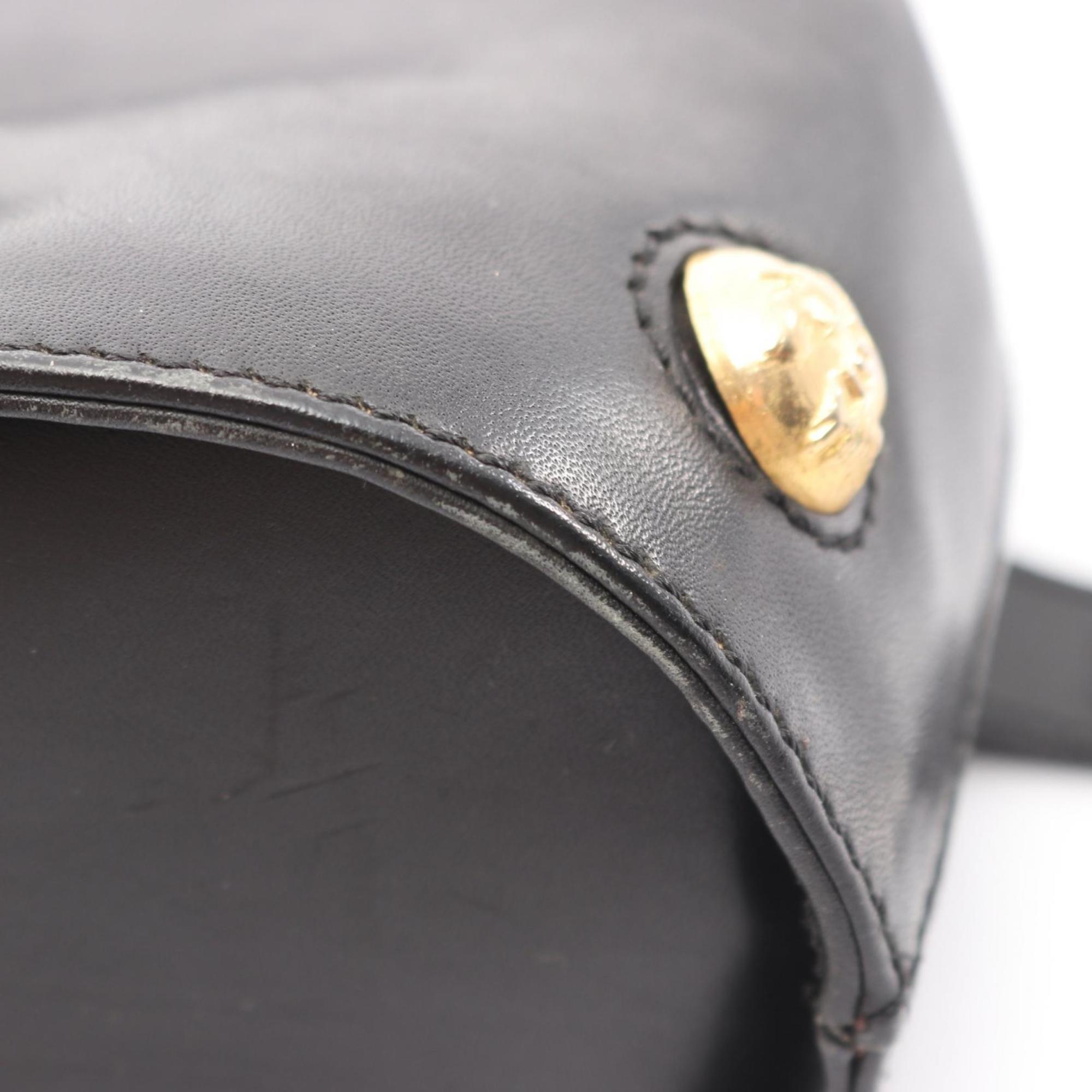 Salvatore Ferragamo Black Leather Handbag (Pre-Owned)
