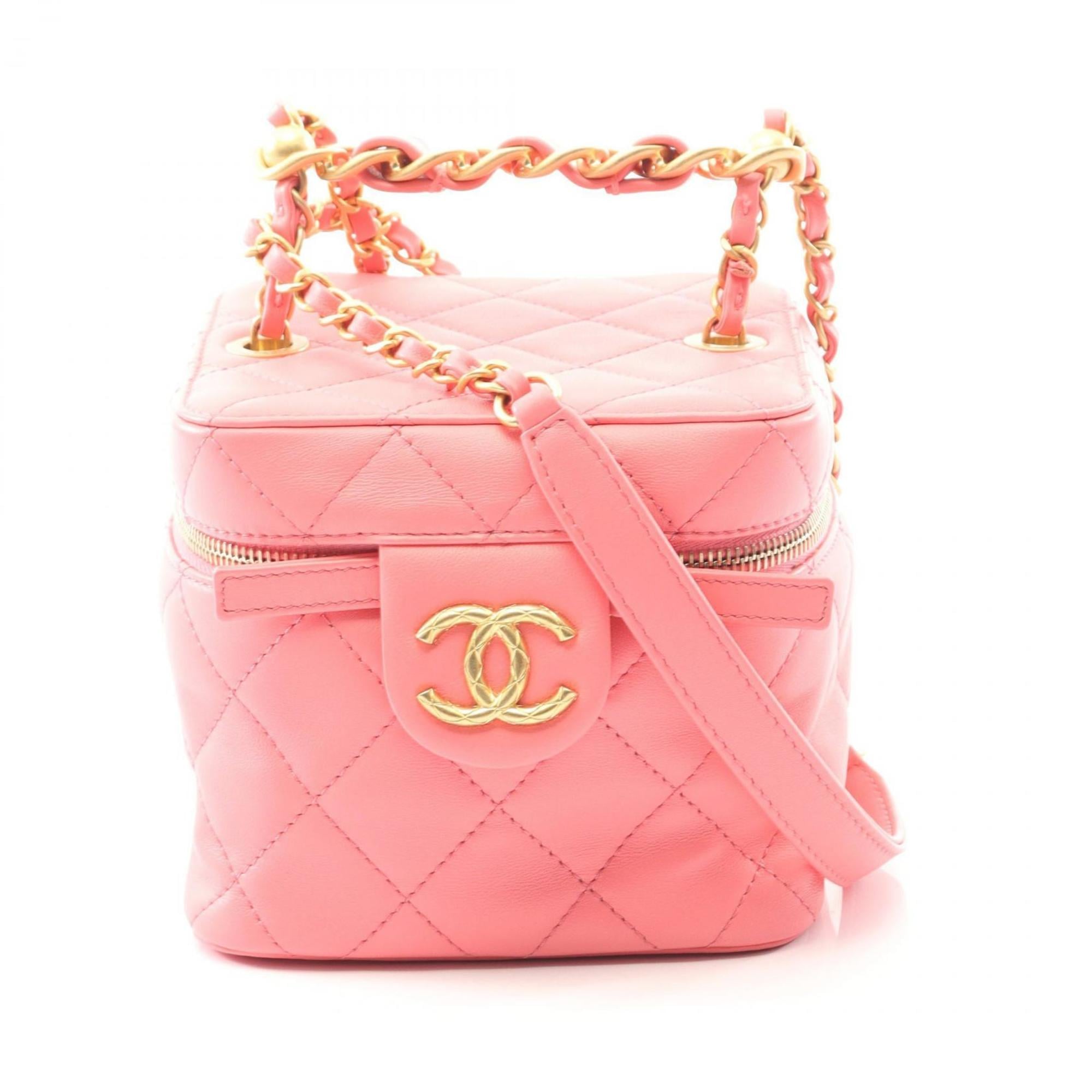 Chanel Pink Leather Shoulder Bag (Pre-Owned)