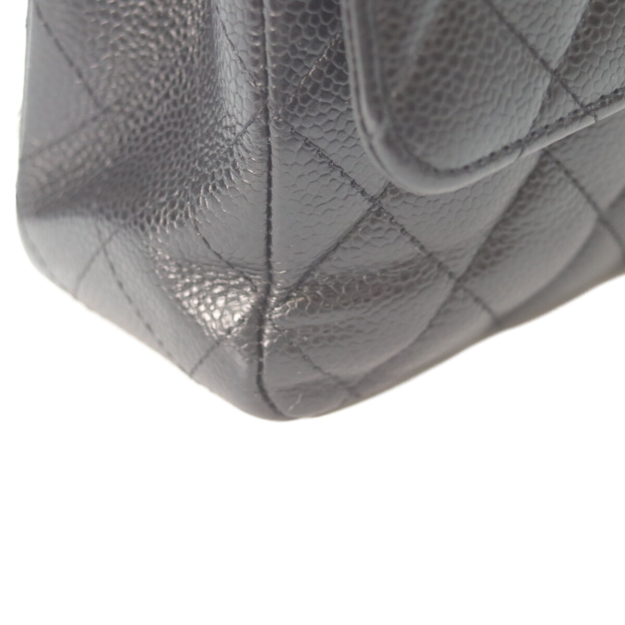 Chanel Matelasse Black Grained Calfskin Shoulder Bag (Pre-Owned)