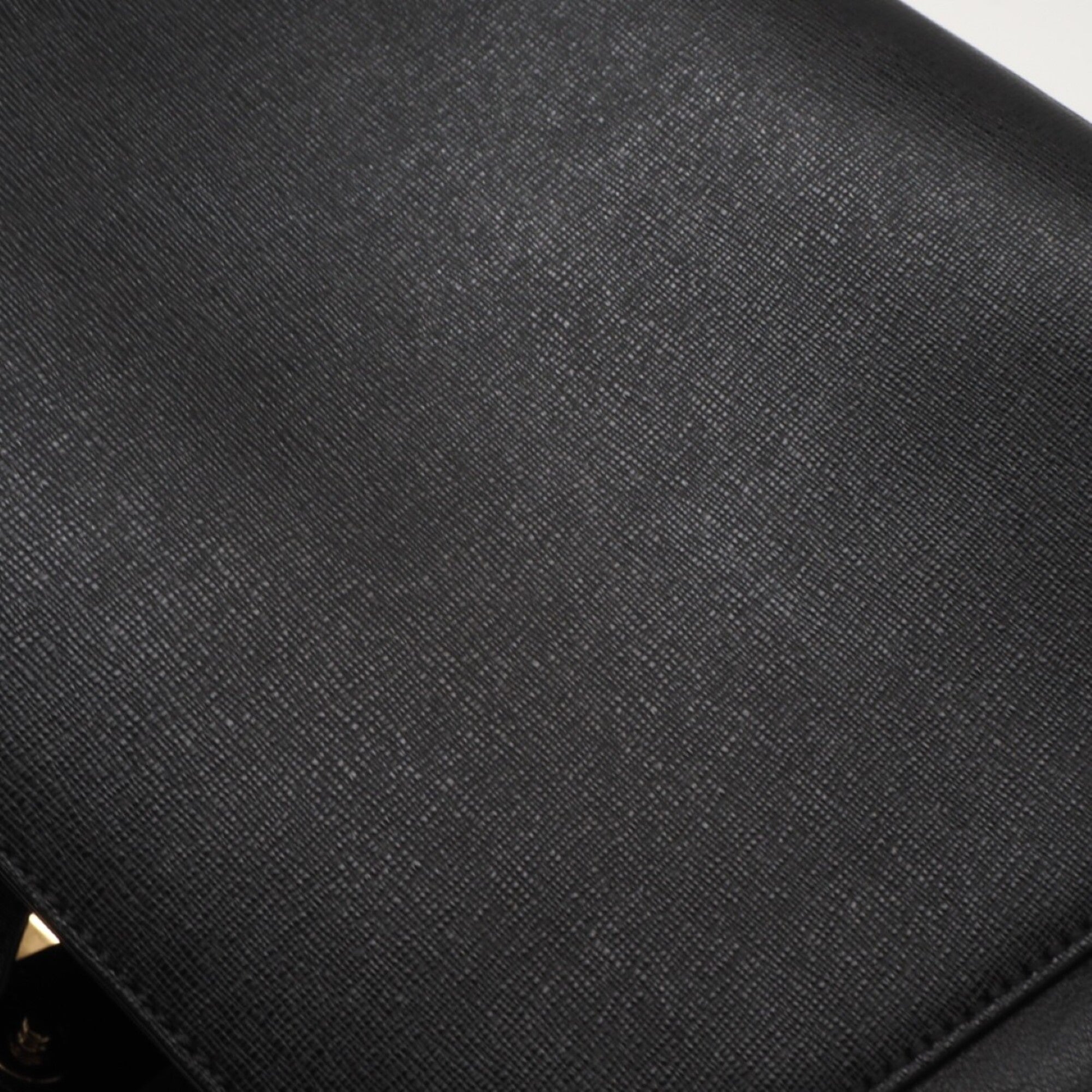 Fendi Black Leather Handbag (Pre-Owned)