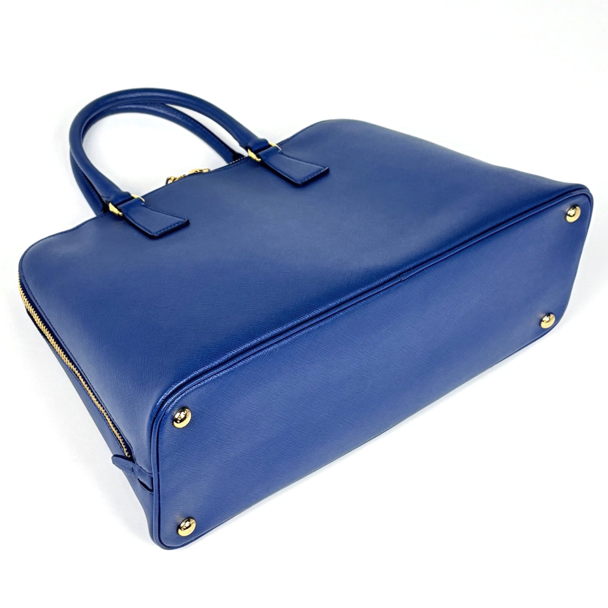 Prada Blue Leather Handbag (Pre-Owned)