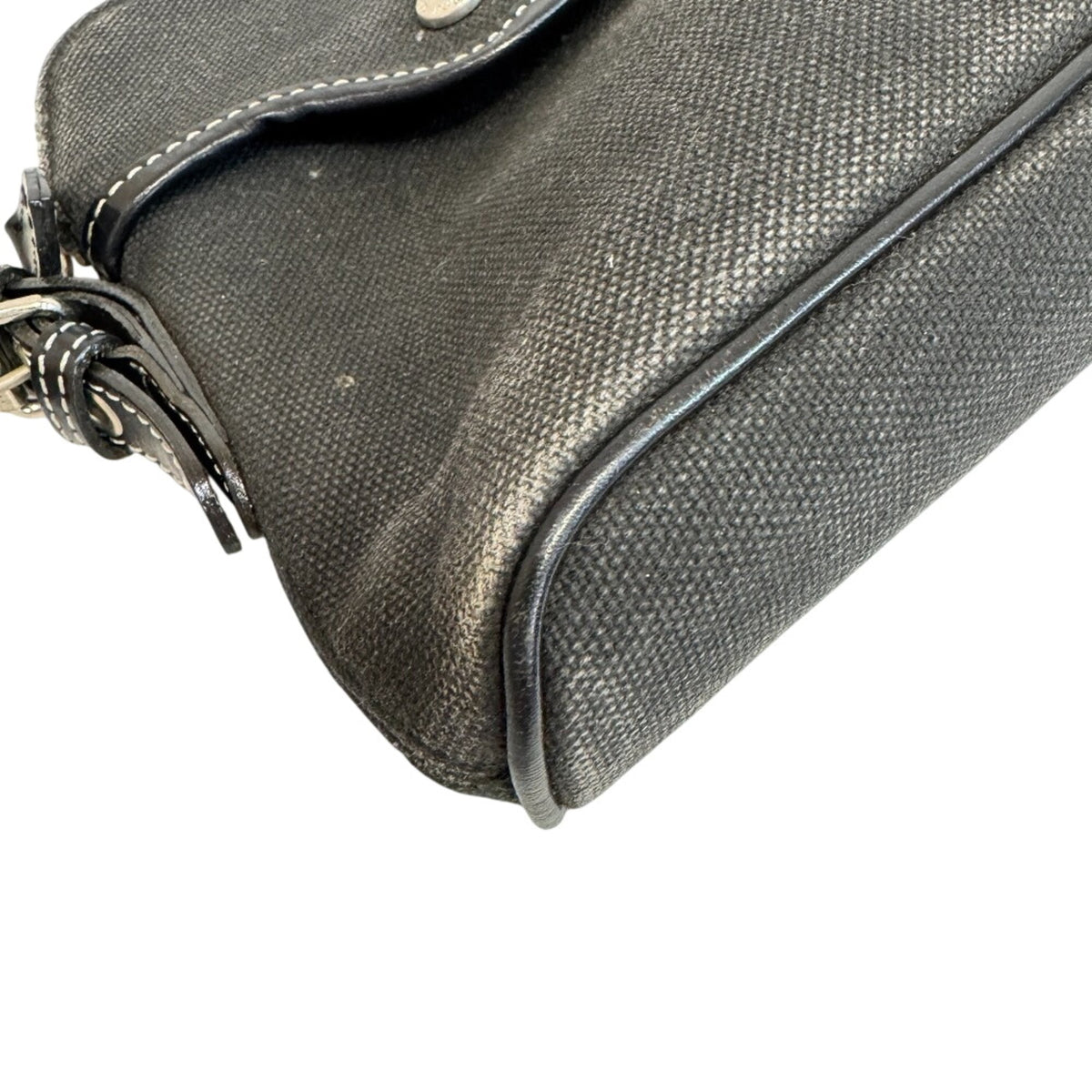 Burberry Black Canvas Shoulder Bag (Pre-Owned)