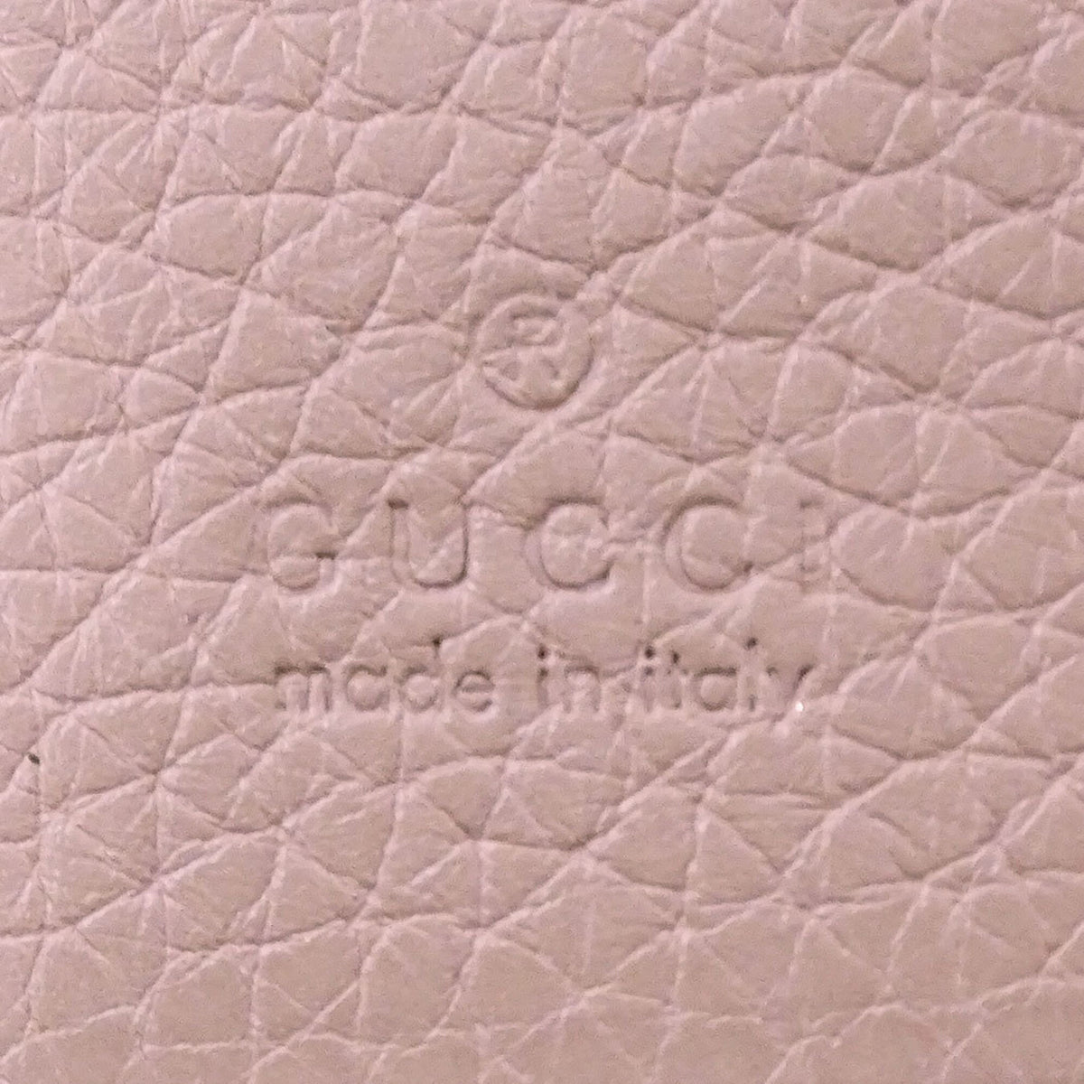 Gucci Pink Leather Wallet (Bi-Fold) (Pre-Owned)