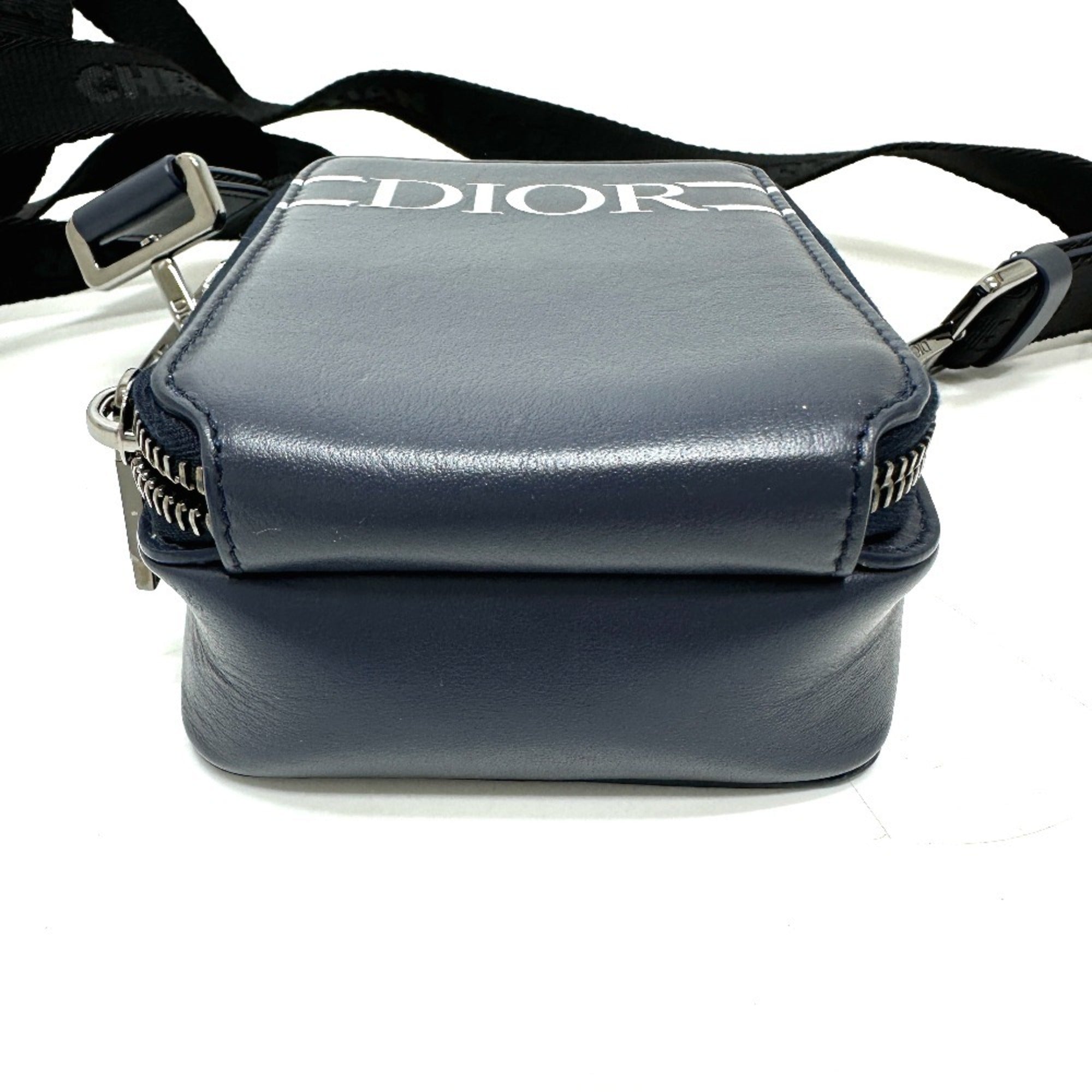 Christian Dior Blue Leather Shoulder Bag (Pre-Owned)