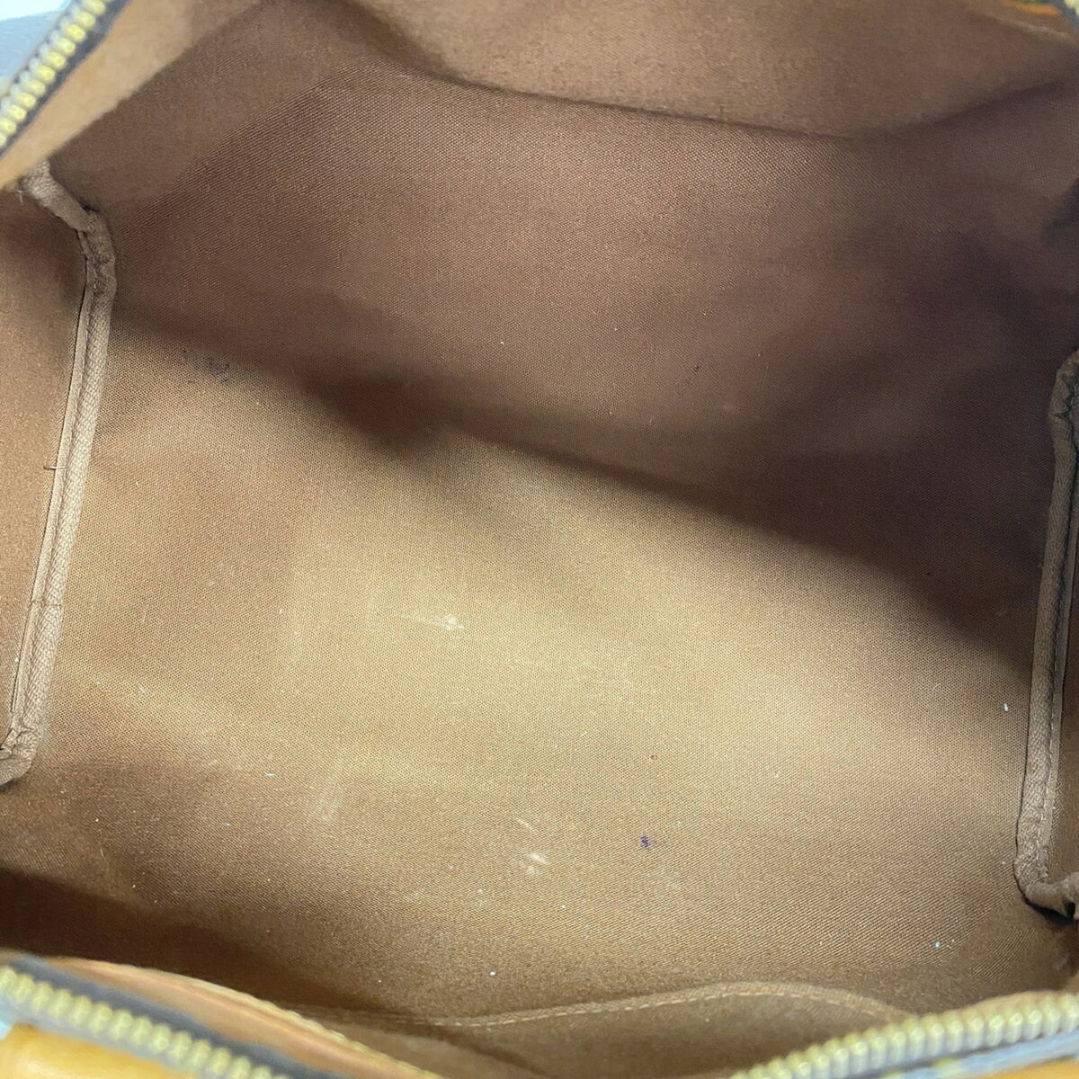 Louis Vuitton Brown Handbag (Pre-Owned)