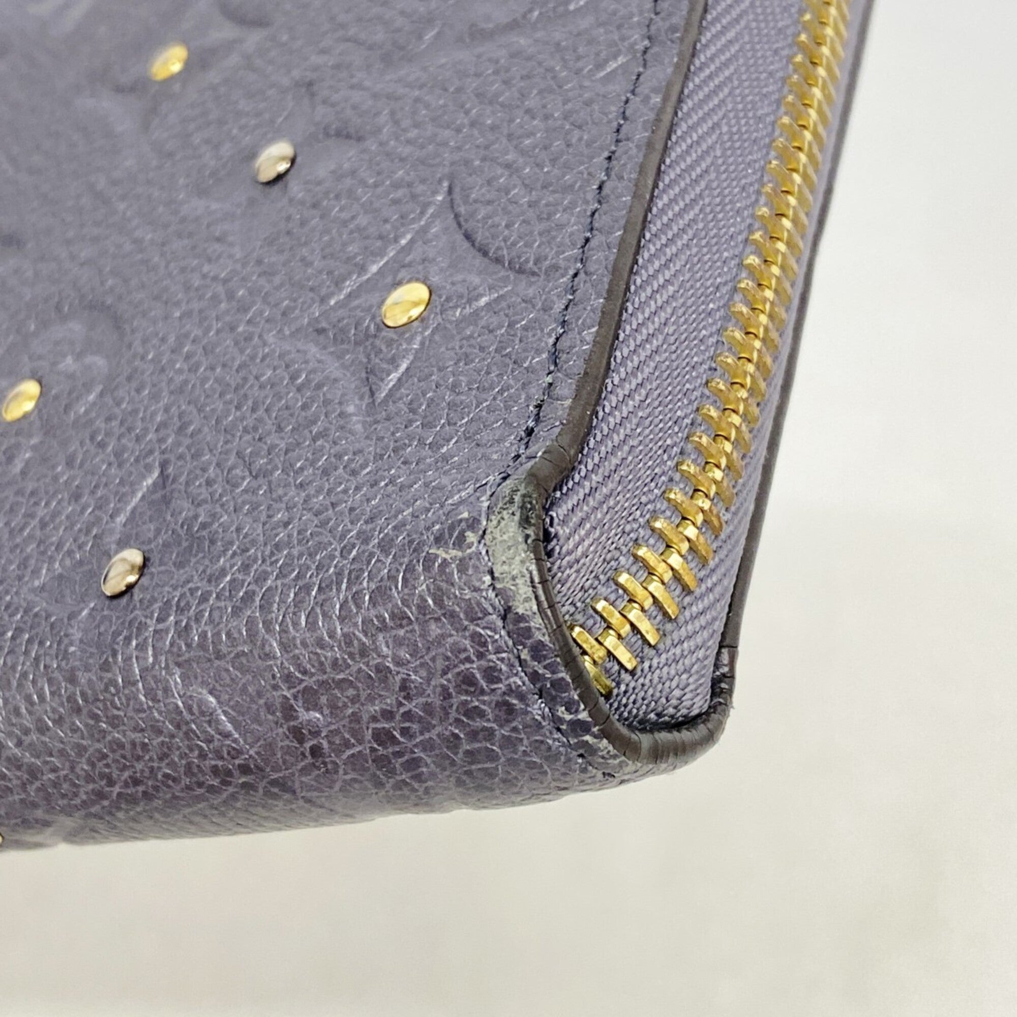 Louis Vuitton Gray Long Wallet (Bi-Fold) (Pre-Owned)