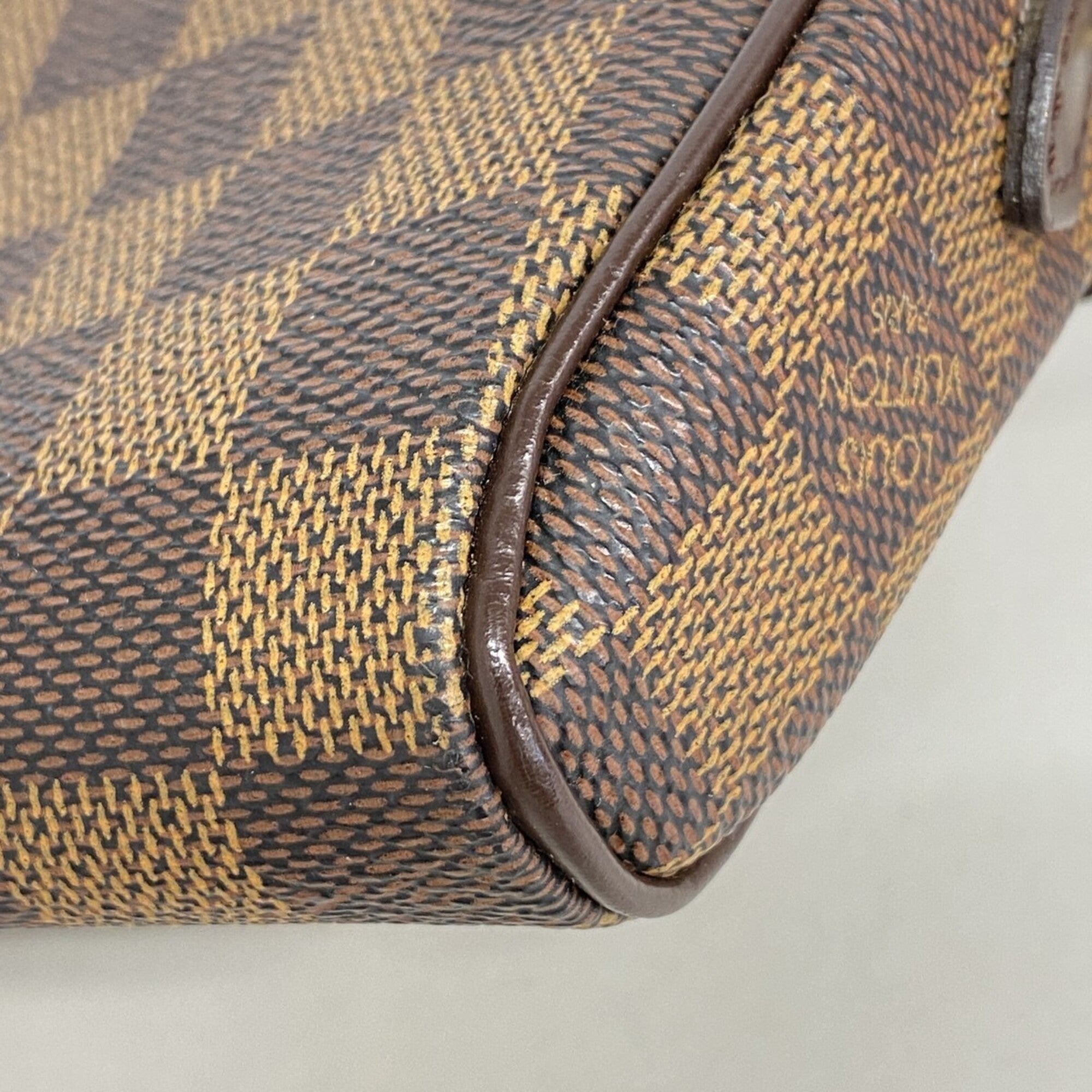 Louis Vuitton Ebene Shoulder Bag (Pre-Owned)