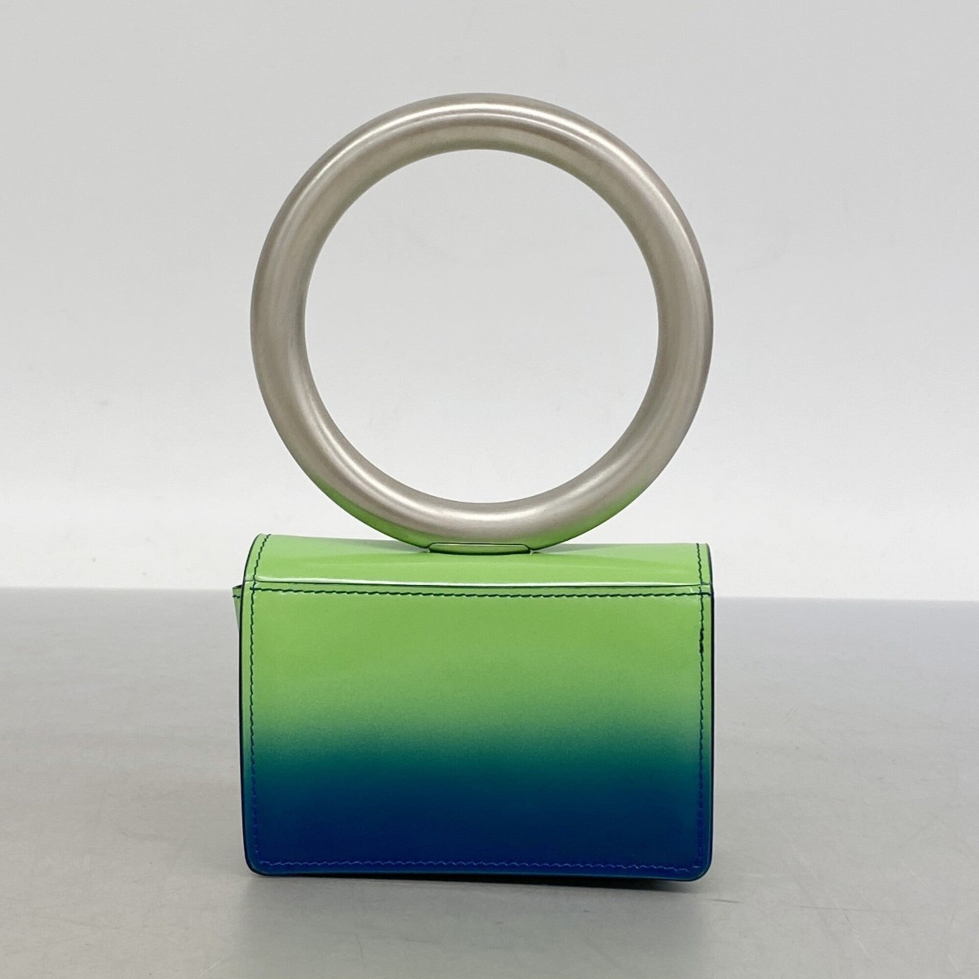 Salvatore Ferragamo Green Leather Handbag (Pre-Owned)