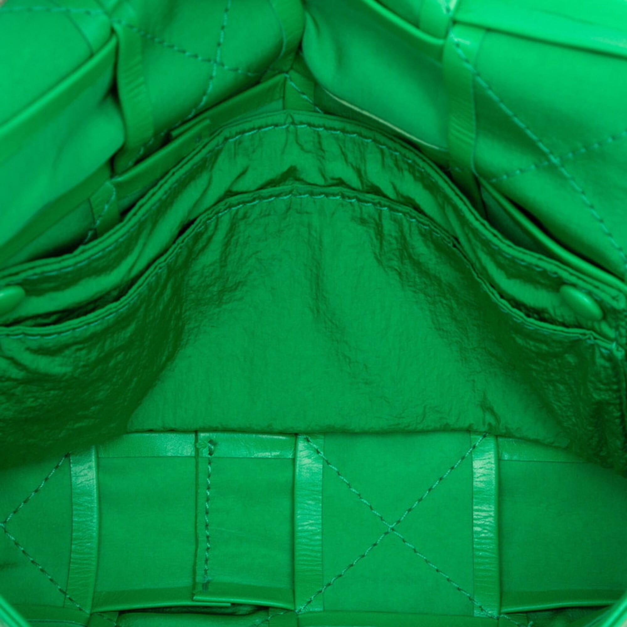 Bottega Veneta Green Leather Fanny Pack Sling Bag (Pre-Owned)