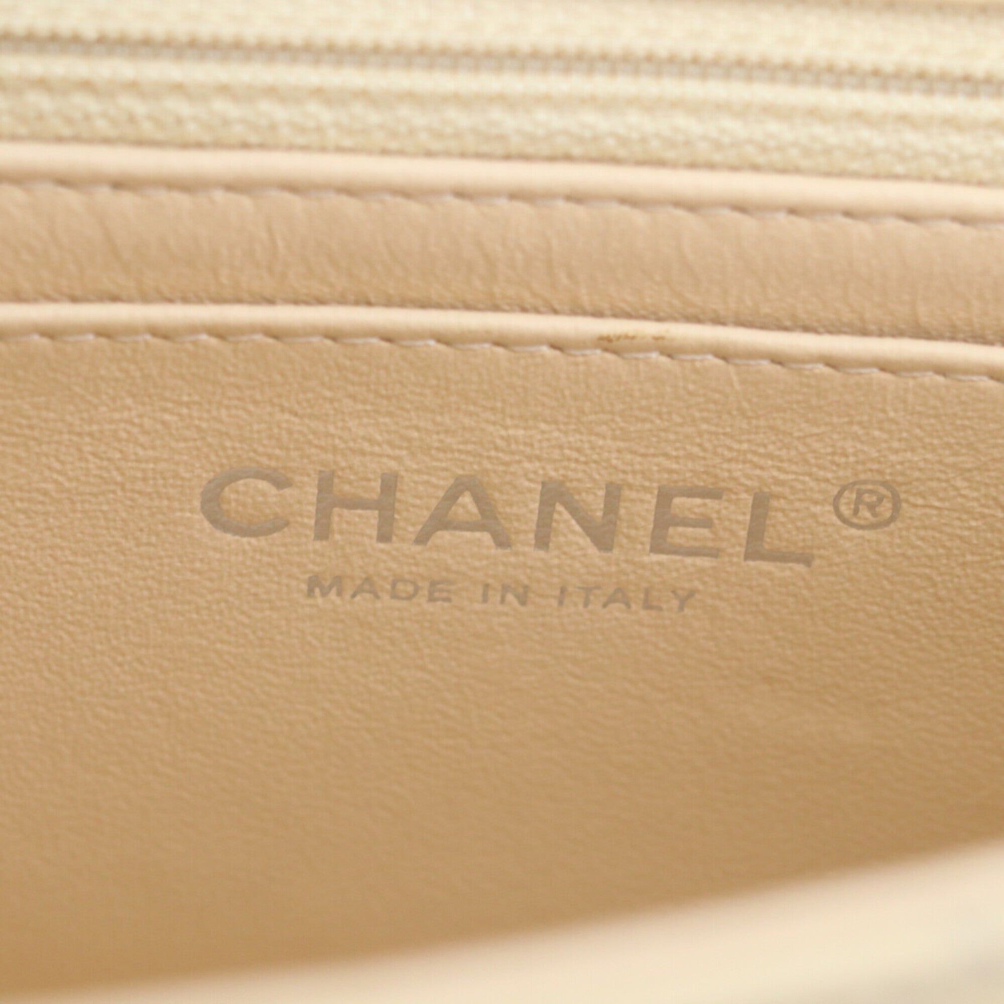 Chanel Light Beige Grained Calfskin Shoulder Bag (Pre-Owned)