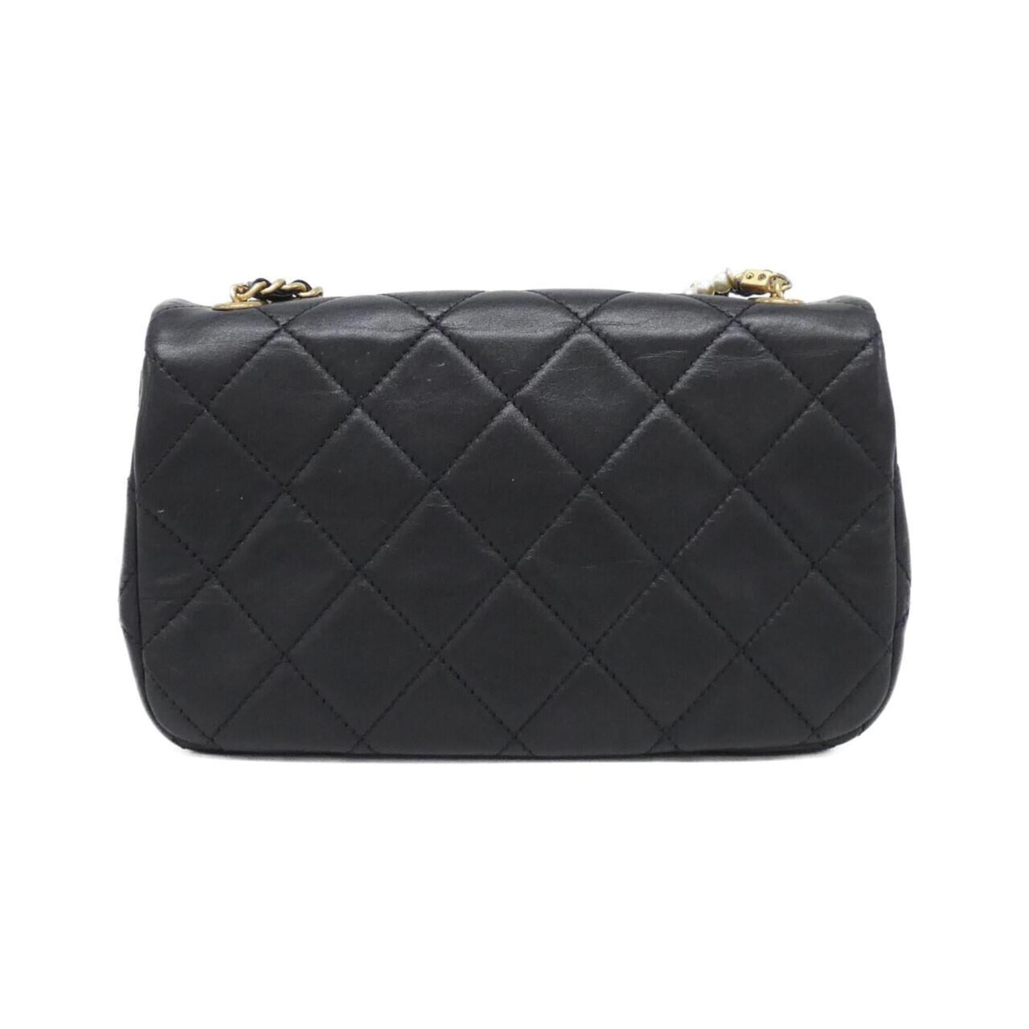 Chanel Black Leather Shoulder Bag (Pre-Owned)