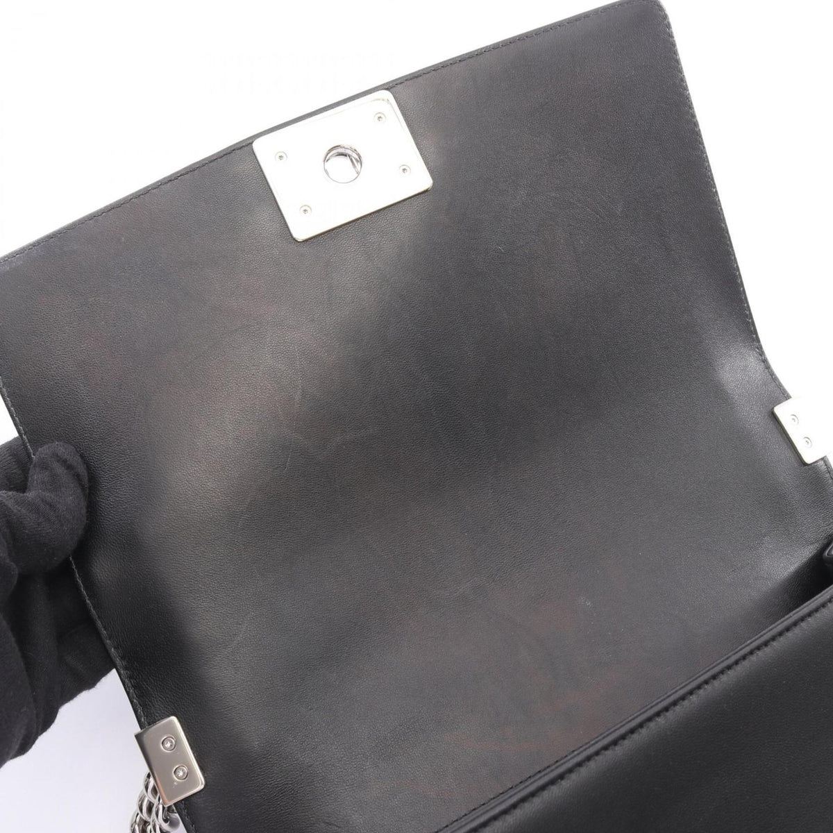 Chanel Black Leather Handbag Shoulder Bag (Pre-Owned)