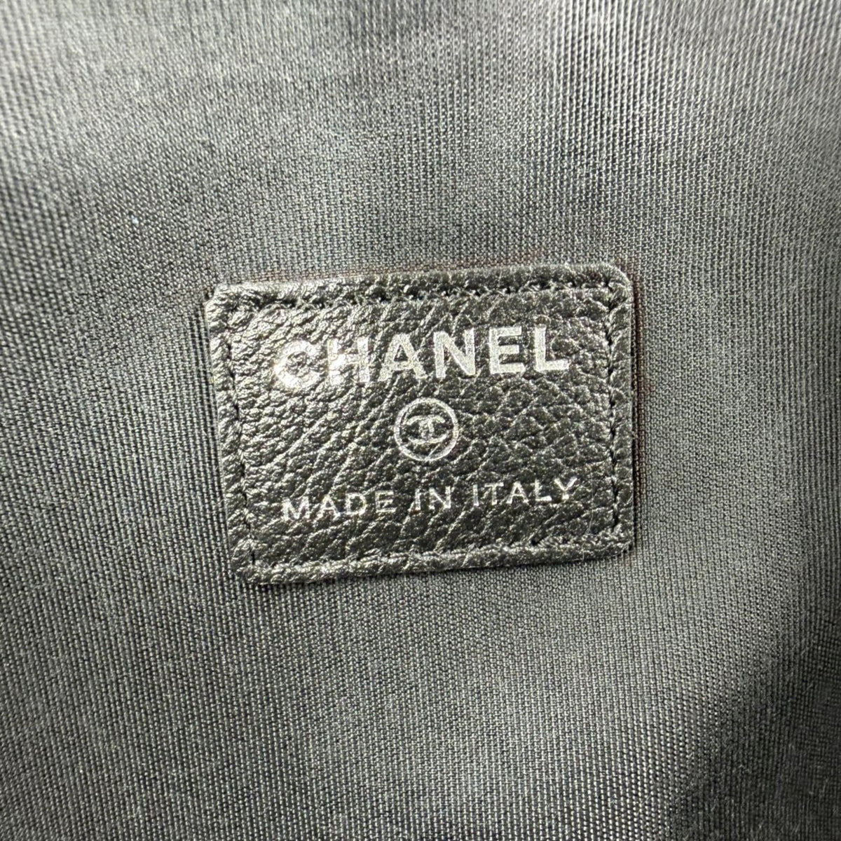 Chanel Black Leather Pouch (Pre-Owned)