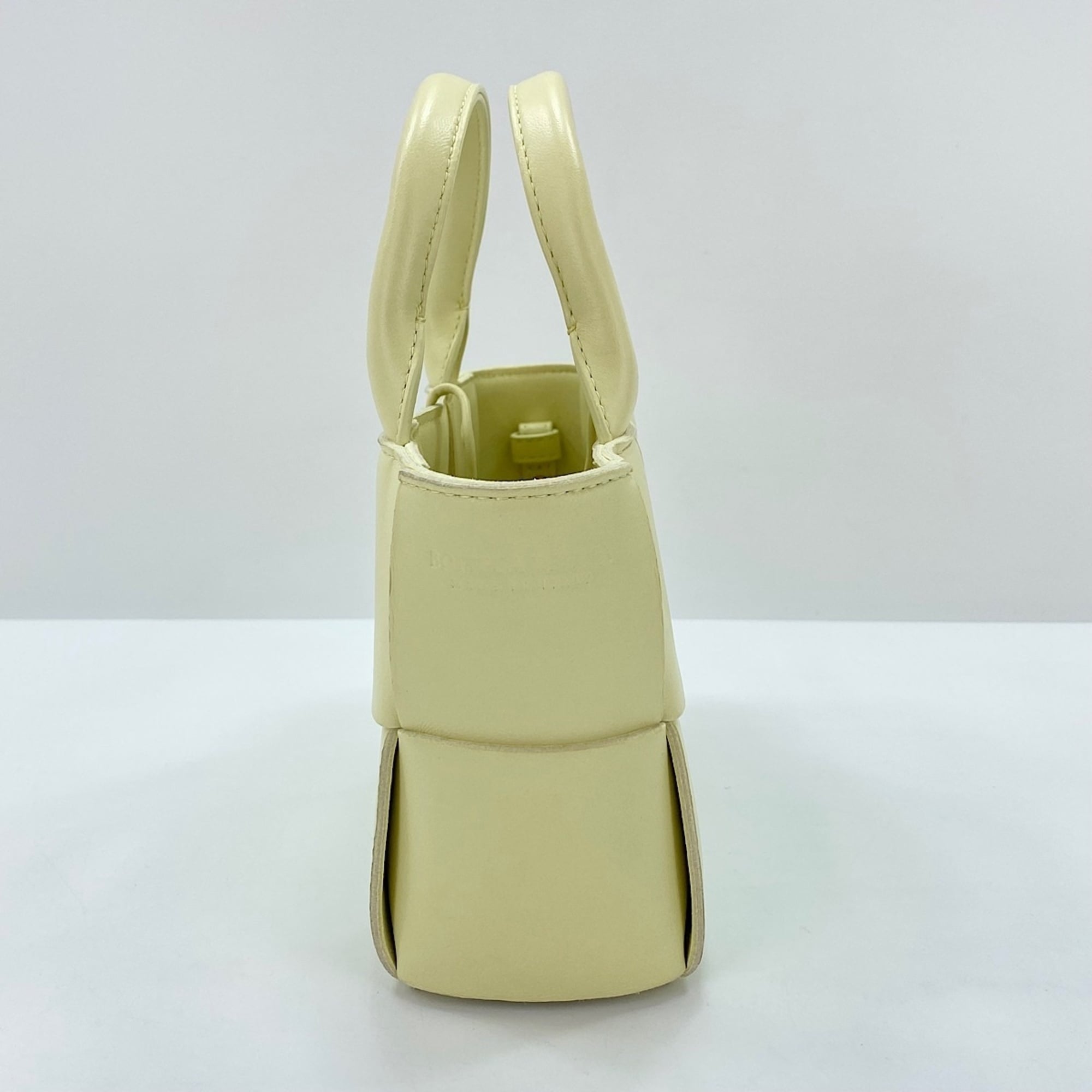 Bottega Veneta Yellow Handbag Shoulder Bag (Pre-Owned)