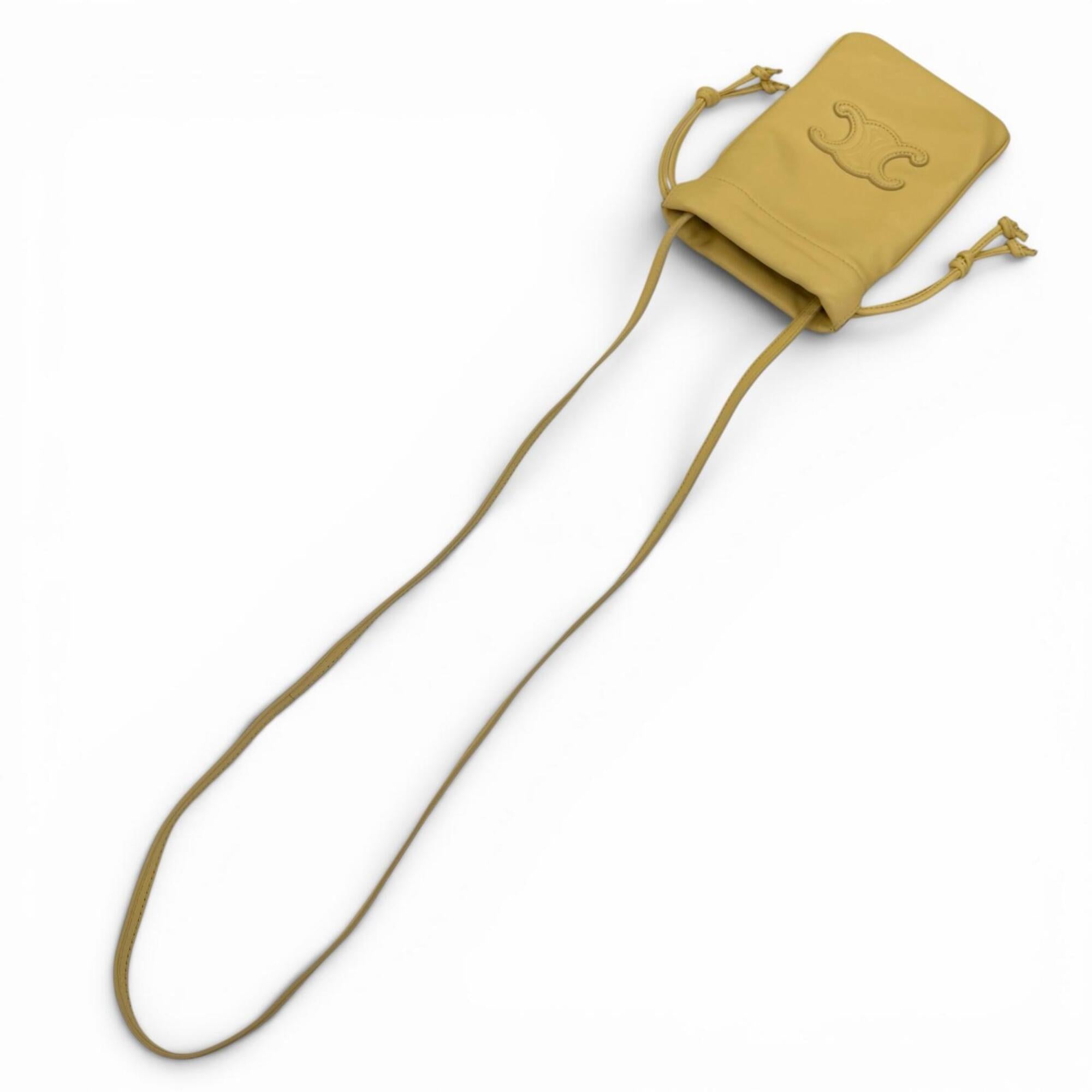 Celine Beige Leather Pouch Shoulder Bag (Pre-Owned)