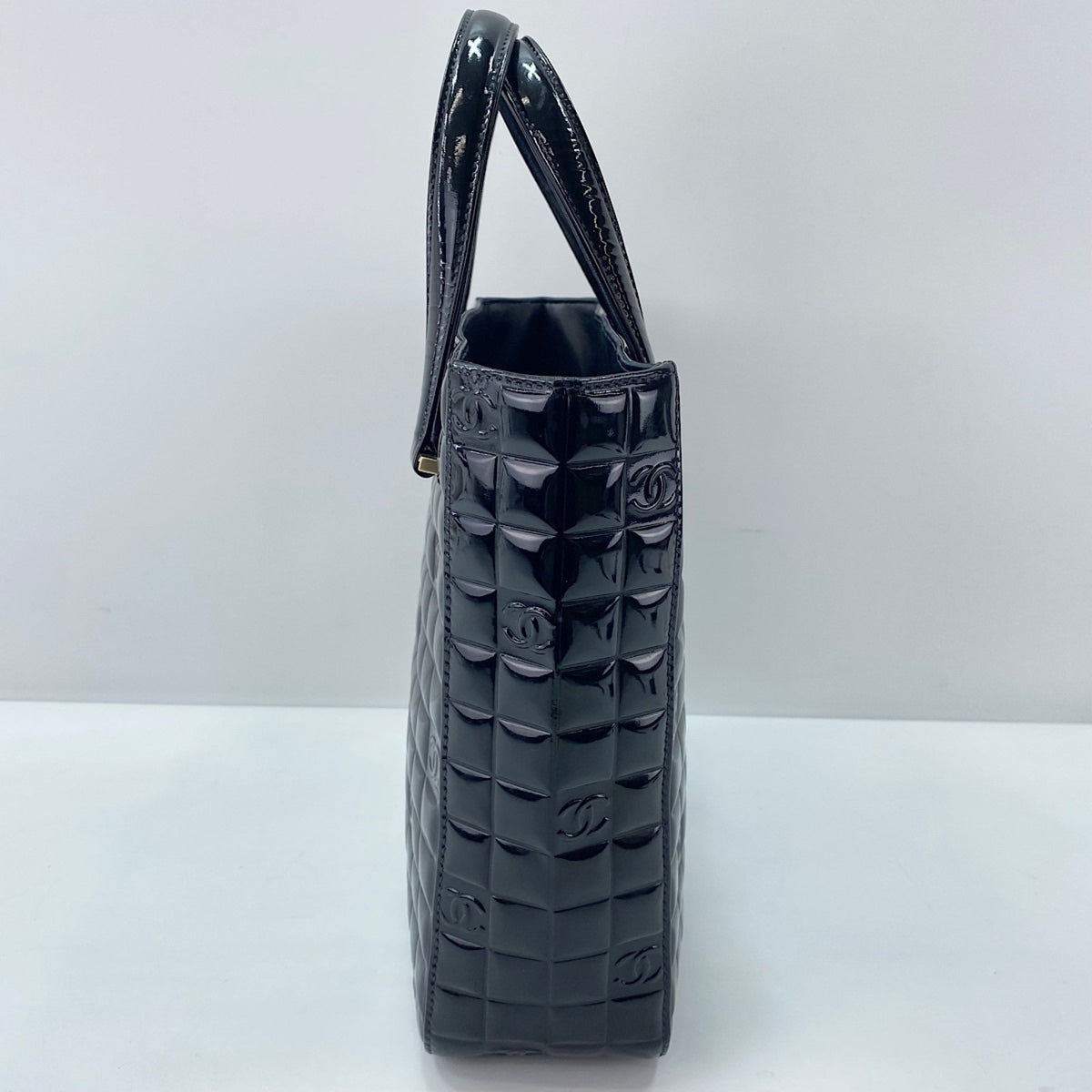 Chanel Black Leather Tote Bag (Pre-Owned)