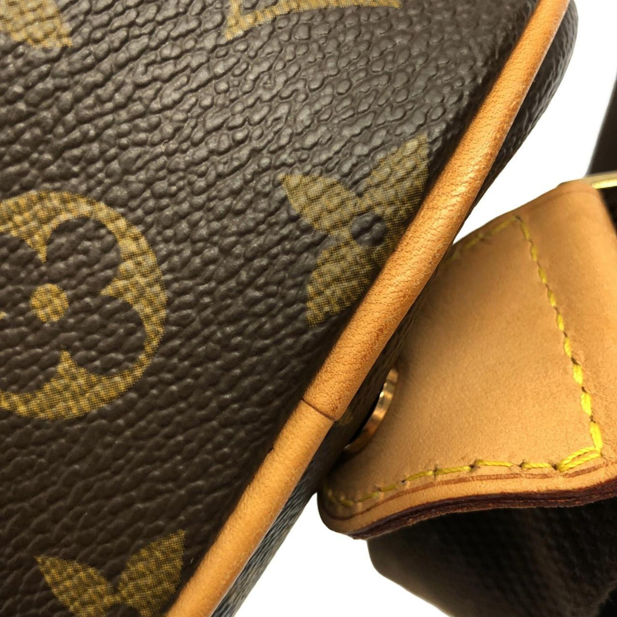 Louis Vuitton Marron Monogram Monogram Pochette Shoulder Bag (Pre-Owned)