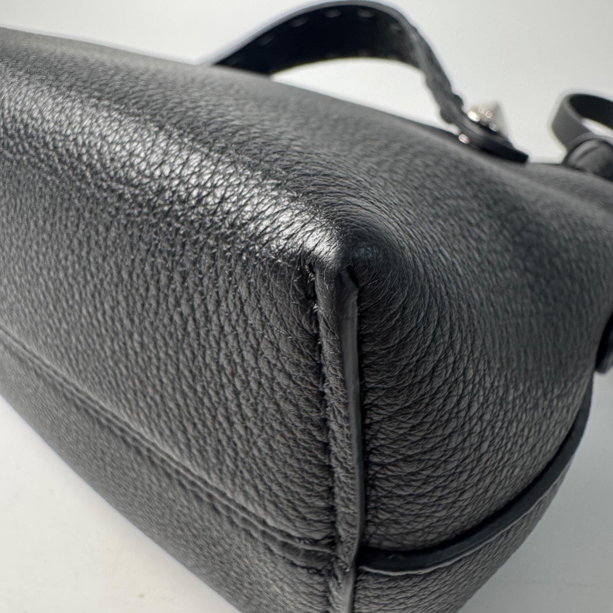 Fendi Black Leather Handbag Shoulder Bag (Pre-Owned)