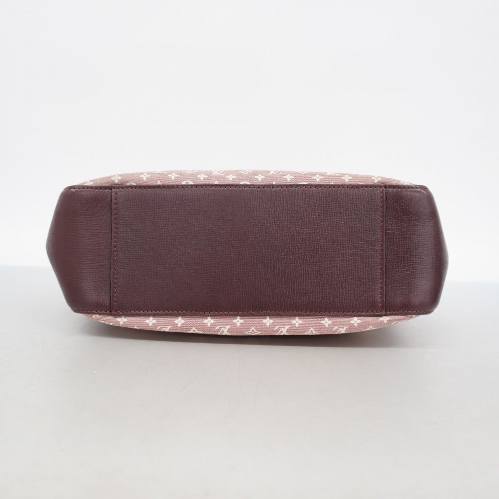 Louis Vuitton Sepia Shoulder Bag (Pre-Owned)