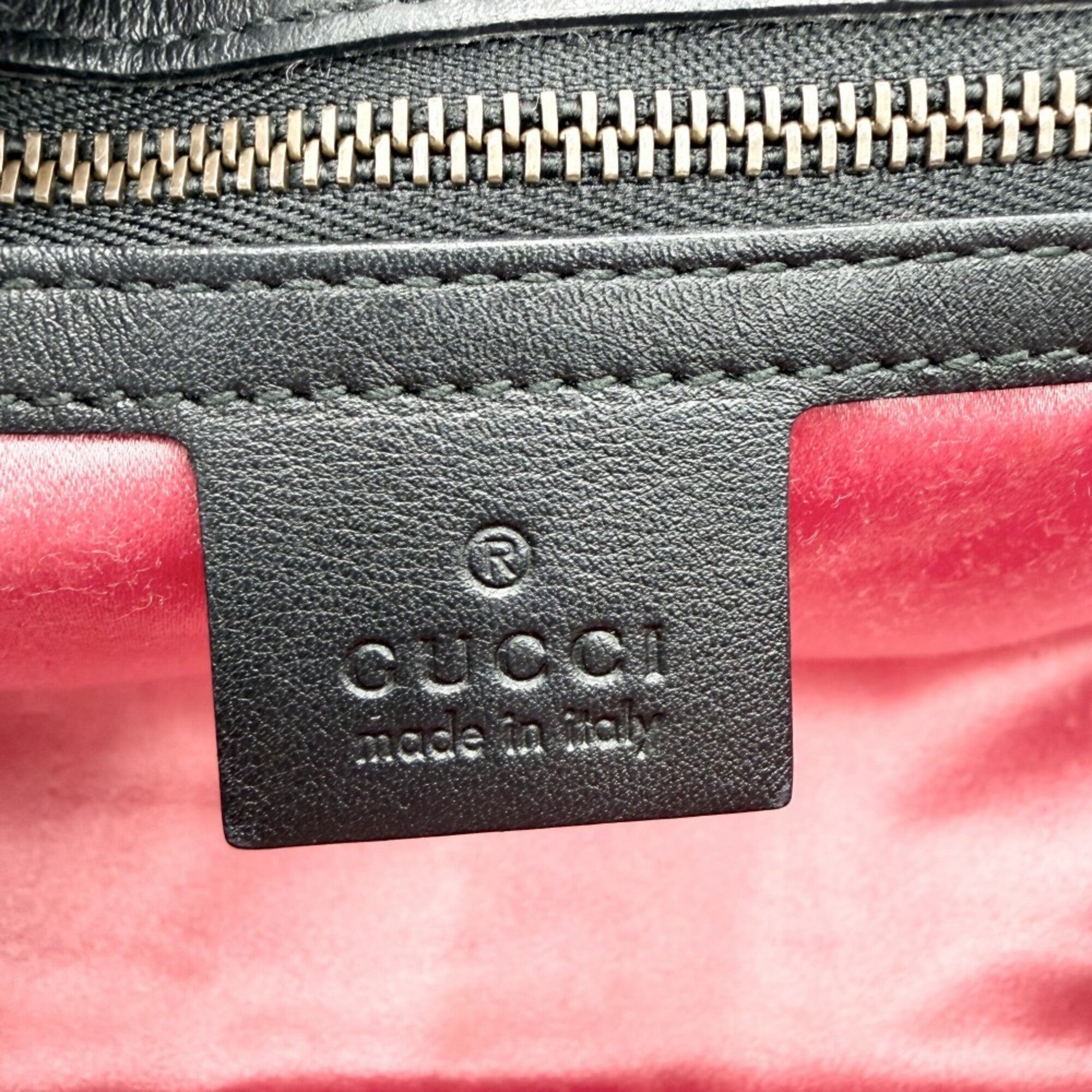 Gucci Black Velvet Shoulder Bag (Pre-Owned)