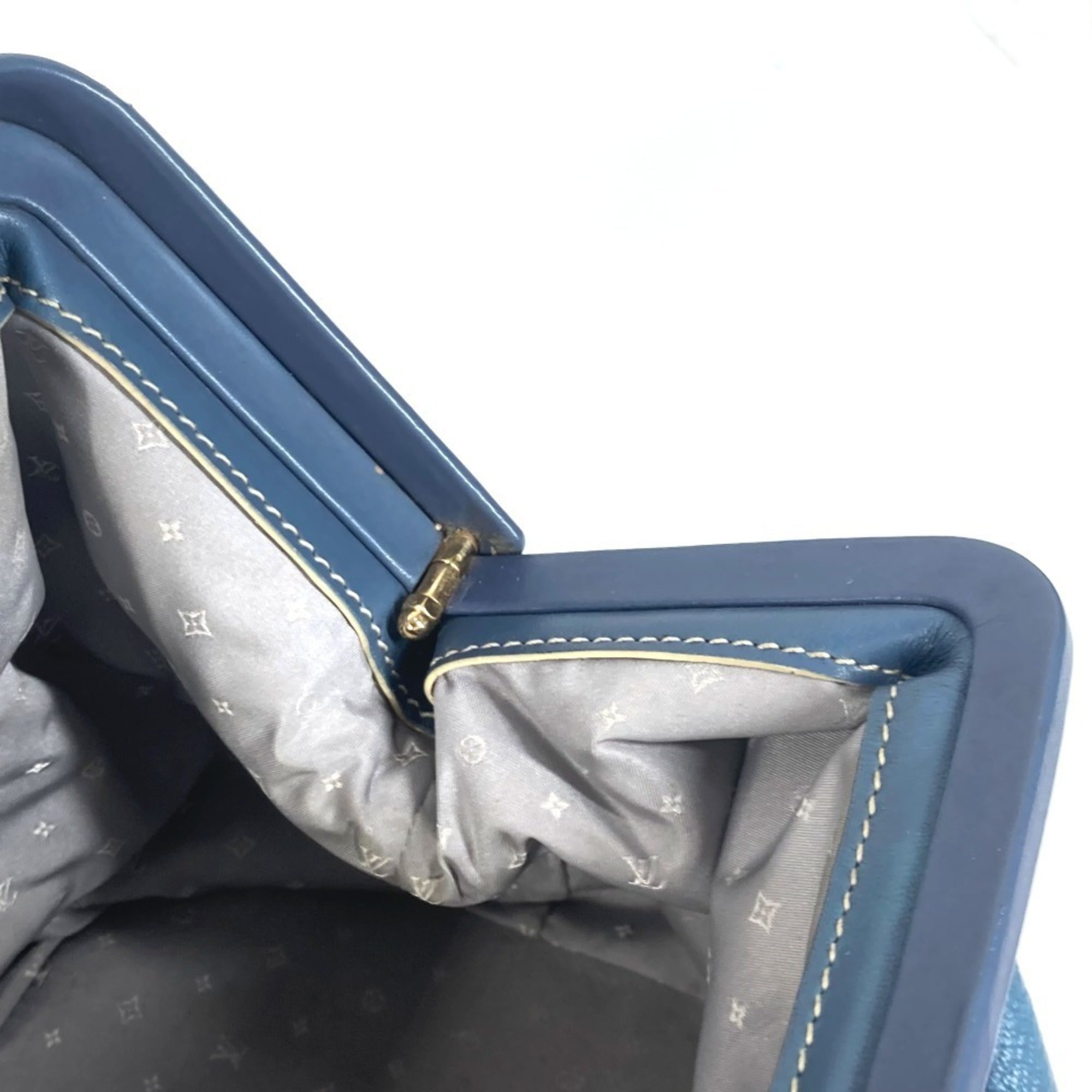 Louis Vuitton Suhali Blue Suhali Leather Handbag Tote Bag (Pre-Owned)