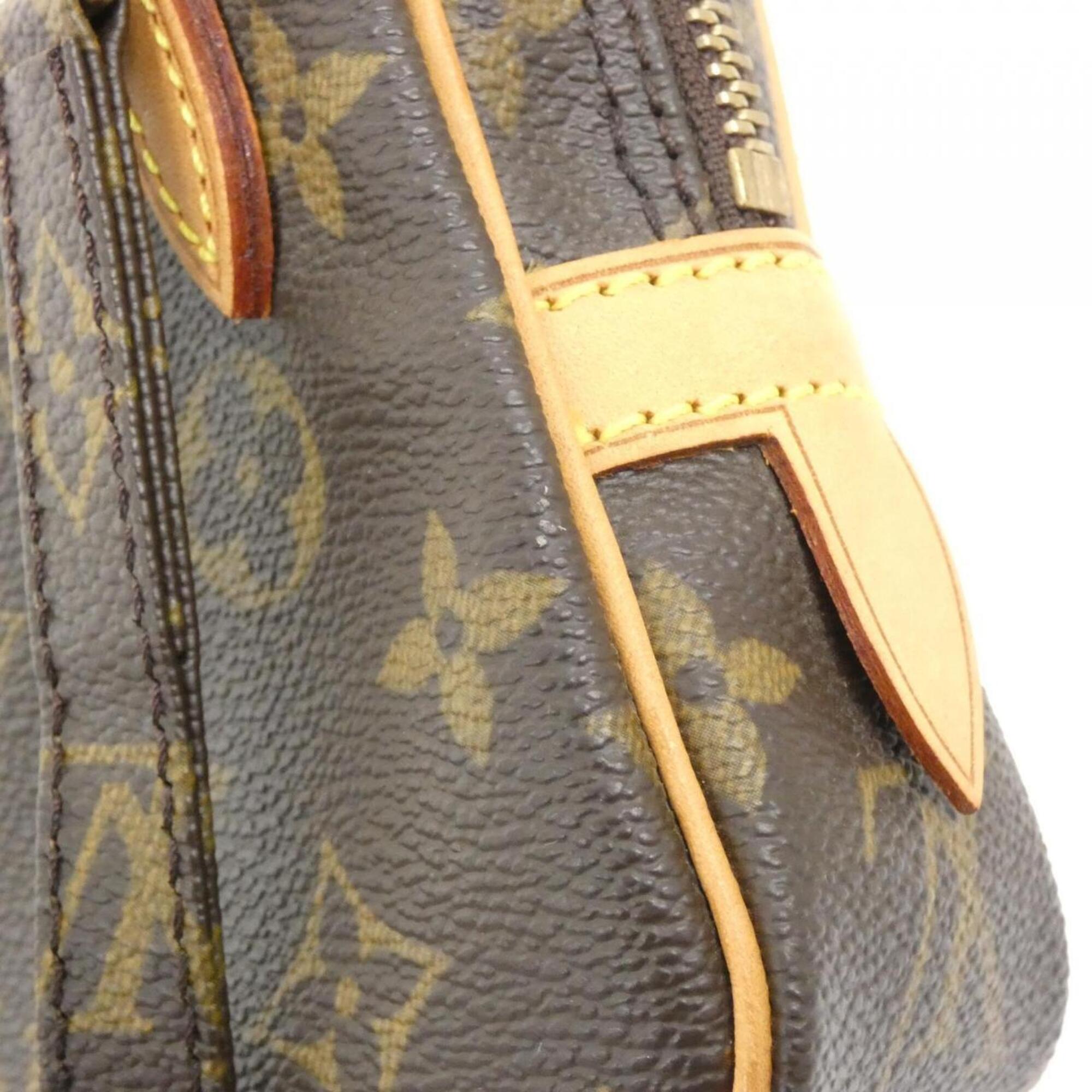 Louis Vuitton Marron Coated Canvas Shoulder Bag (Pre-Owned)