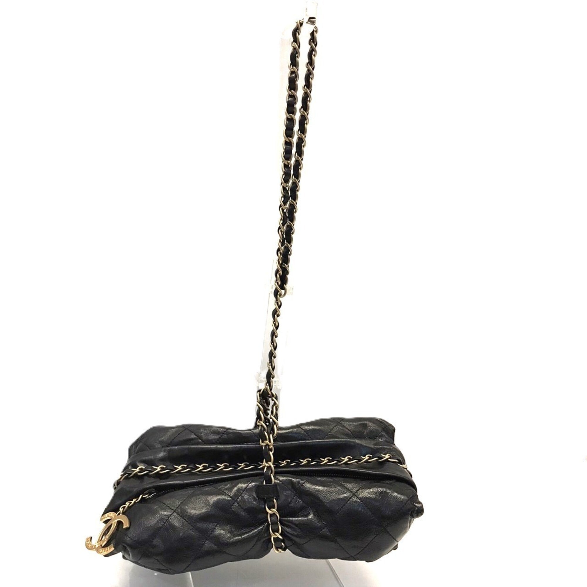 Chanel Black Leather Clutch Bag (Pre-Owned)