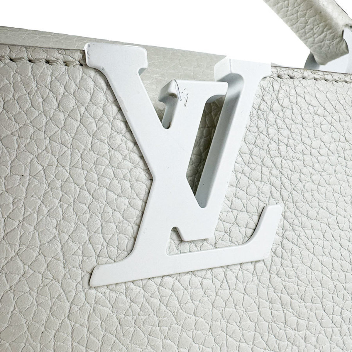 Louis Vuitton White Leather Handbag Shoulder Bag (Pre-Owned)