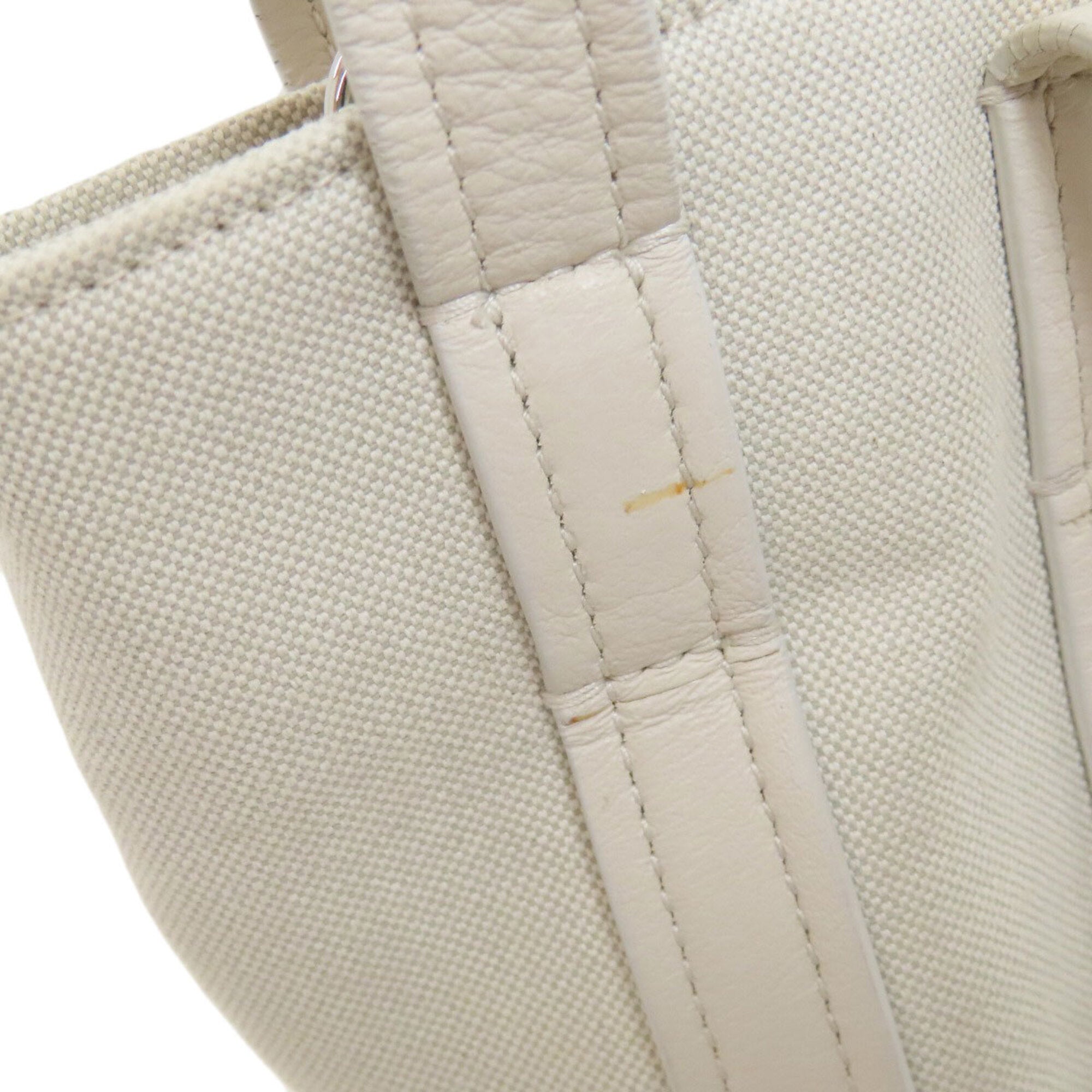 Balenciaga White Canvas Shoulder Bag (Pre-Owned)