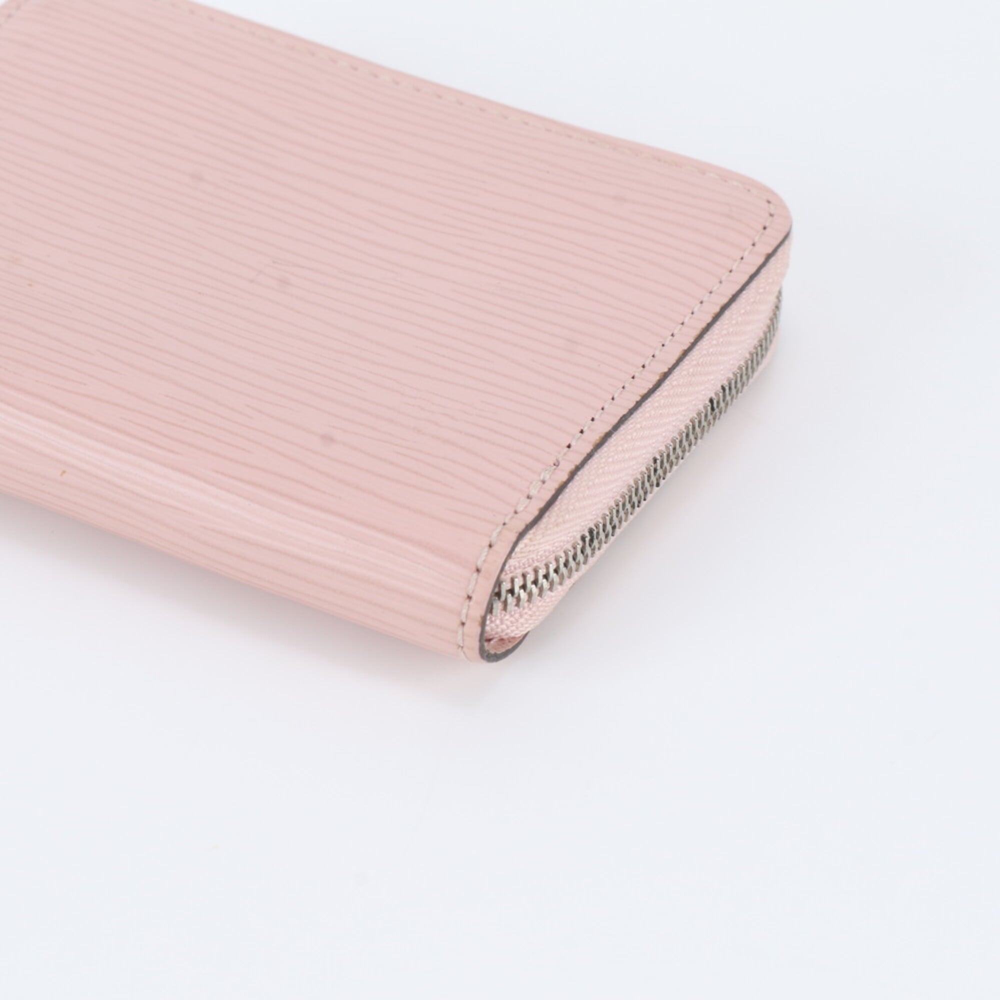 Louis Vuitton Rose Ballerine Leather Long Wallet (Bi-Fold) (Pre-Owned)