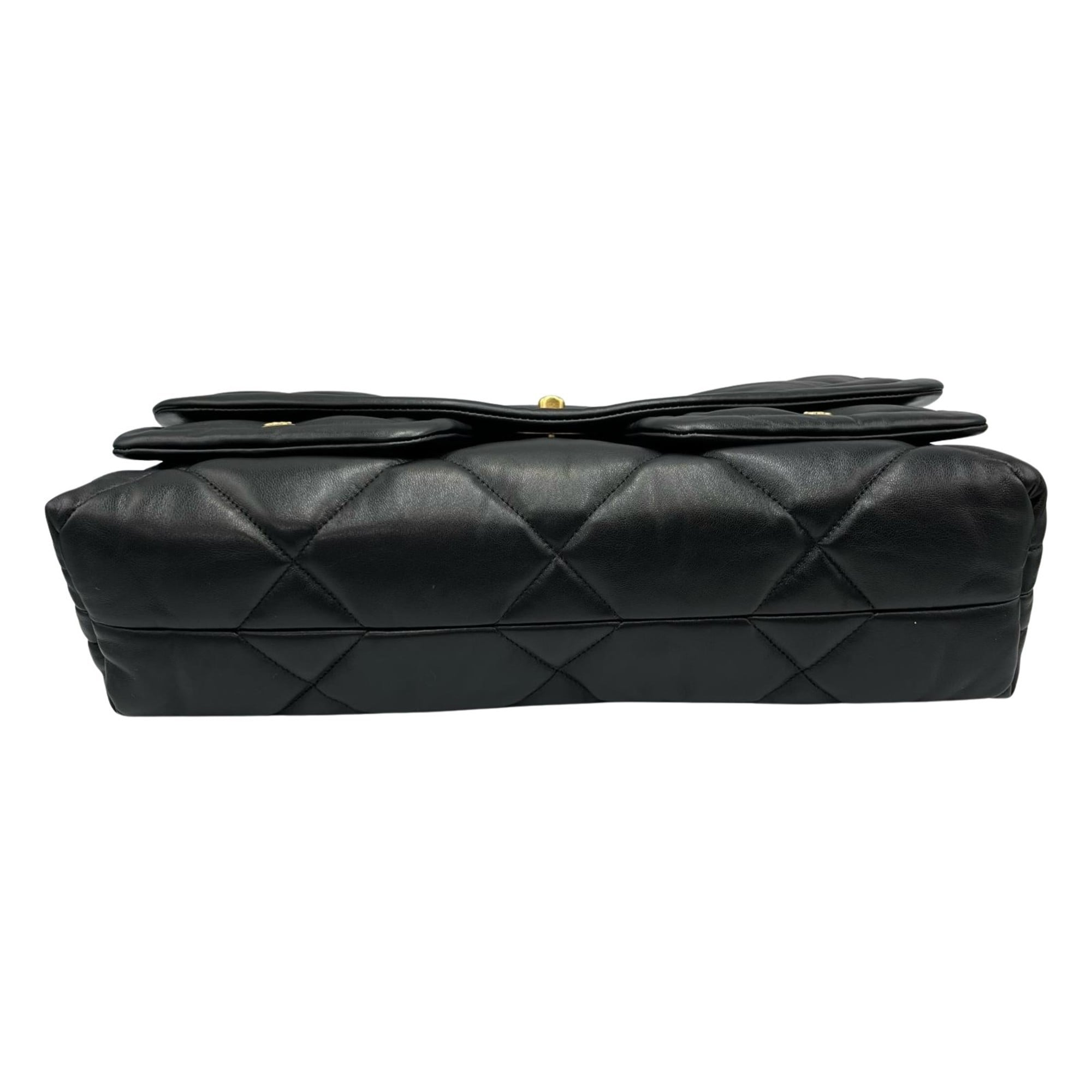Chanel Black Leather Handbag (Pre-Owned)