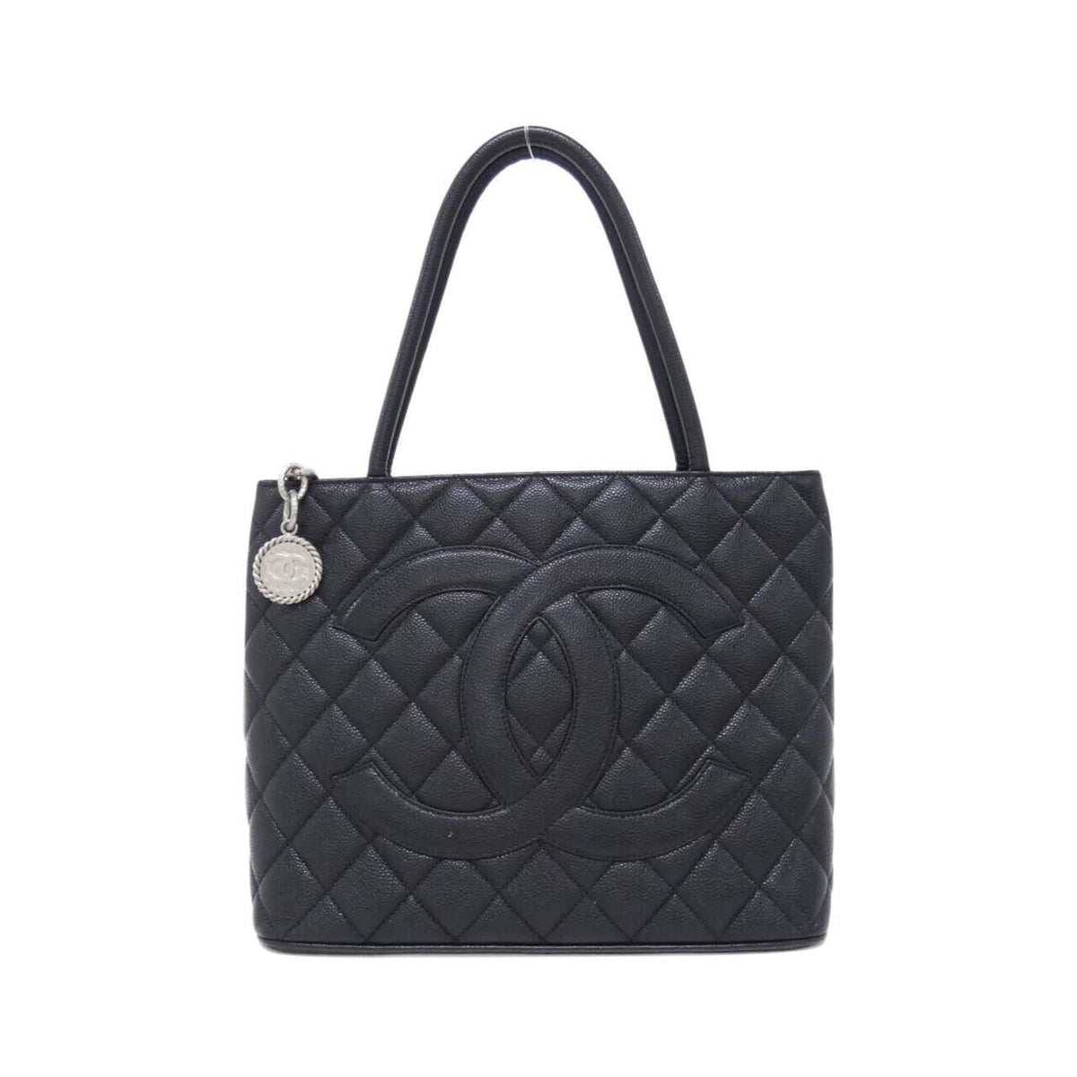Chanel Black Grained Calfskin Handbag (Pre-Owned)