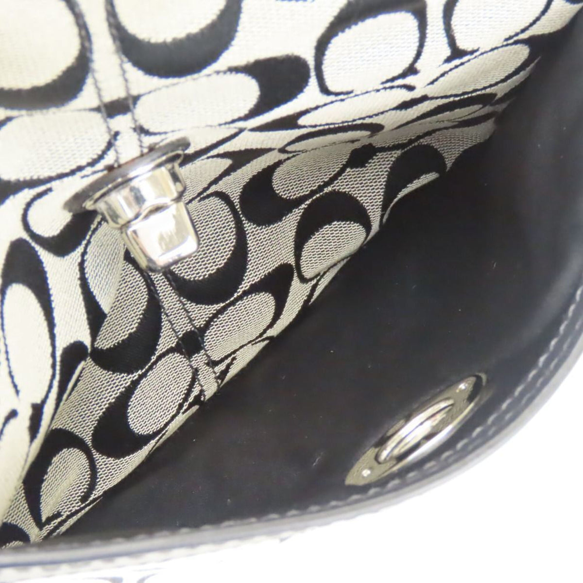 Coach Black Gray Signature Line Shoulder Bag (Pre-Owned)