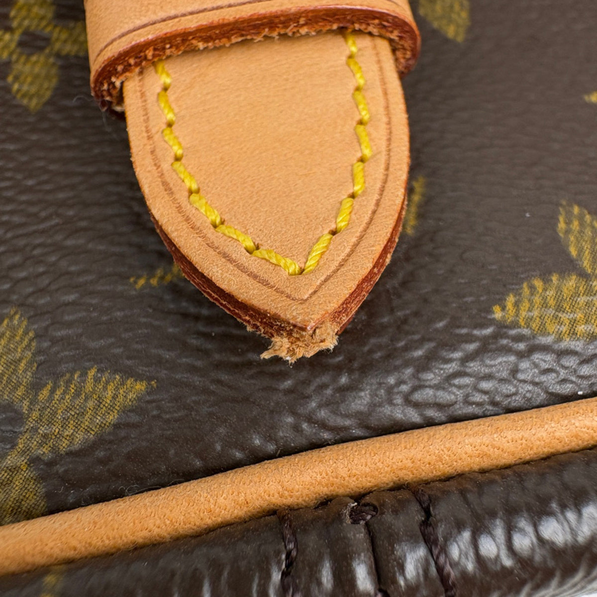 Louis Vuitton Brown Monogram Shoulder Bag (Pre-Owned)