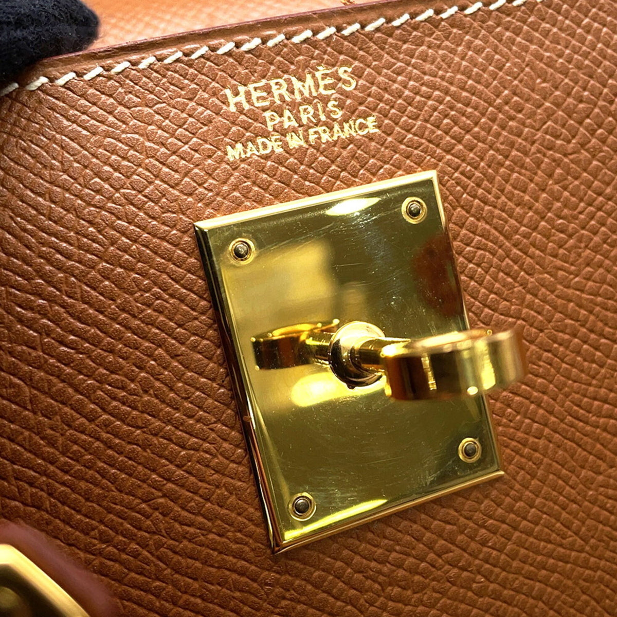 Hermes Gold Courchevel Leather Handbag (Pre-Owned)