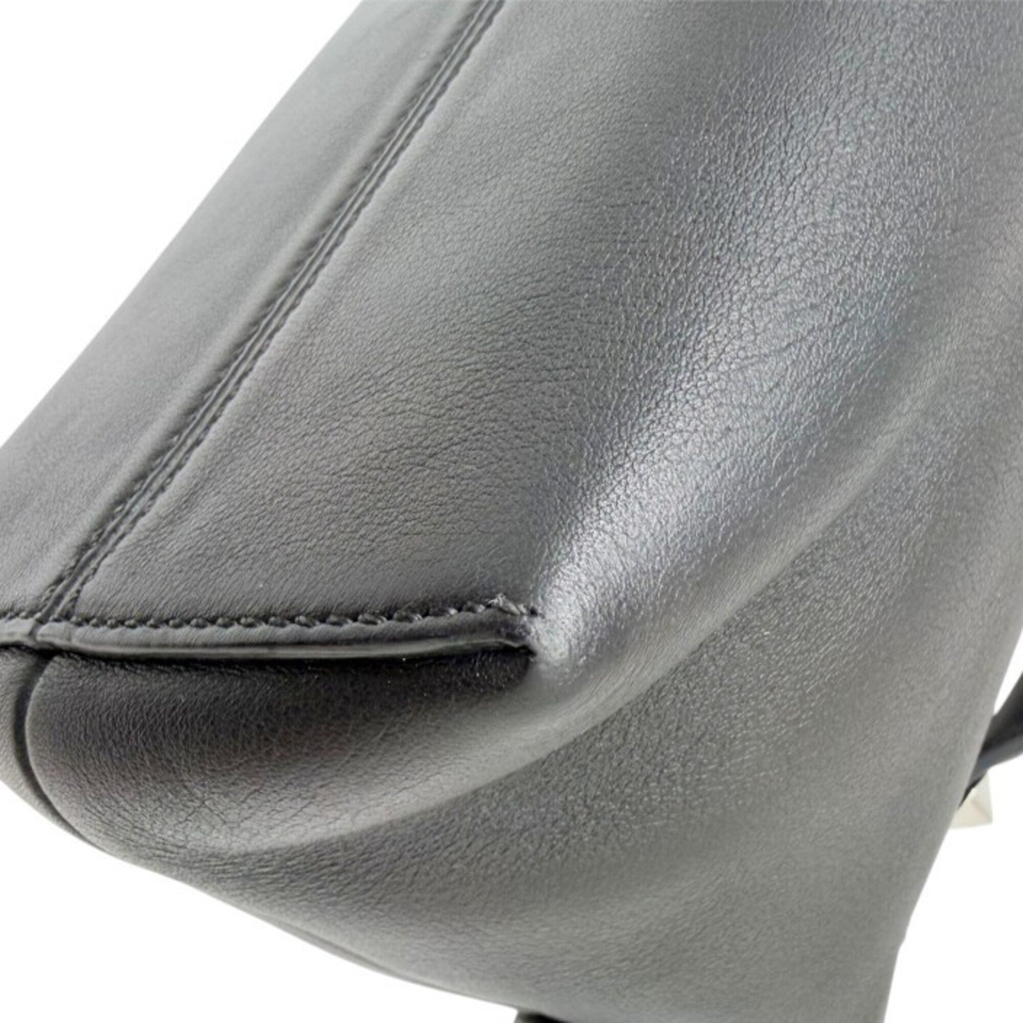 Fendi By The Way Black Leather Shoulder Bag (Pre-Owned)