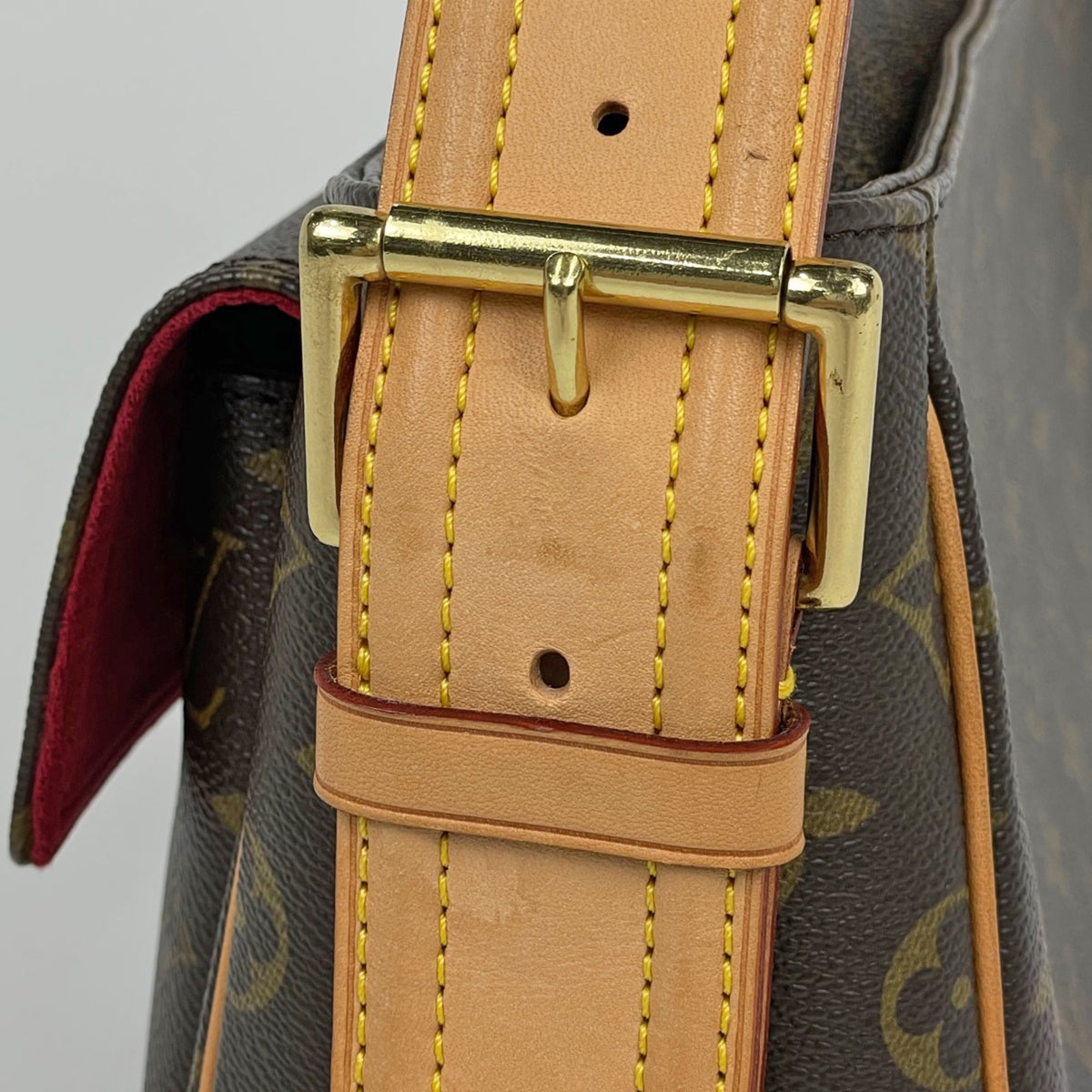 Louis Vuitton Brown Monogram Shoulder Bag (Pre-Owned)