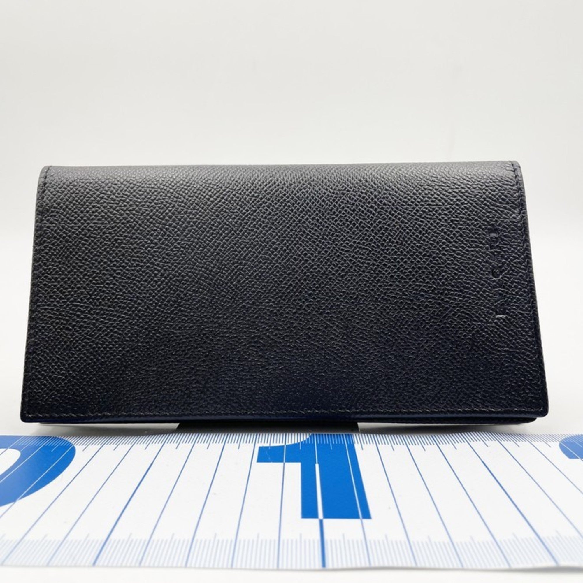 Bvlgari Black Leather Long Wallet (Bi-Fold) (Pre-Owned)