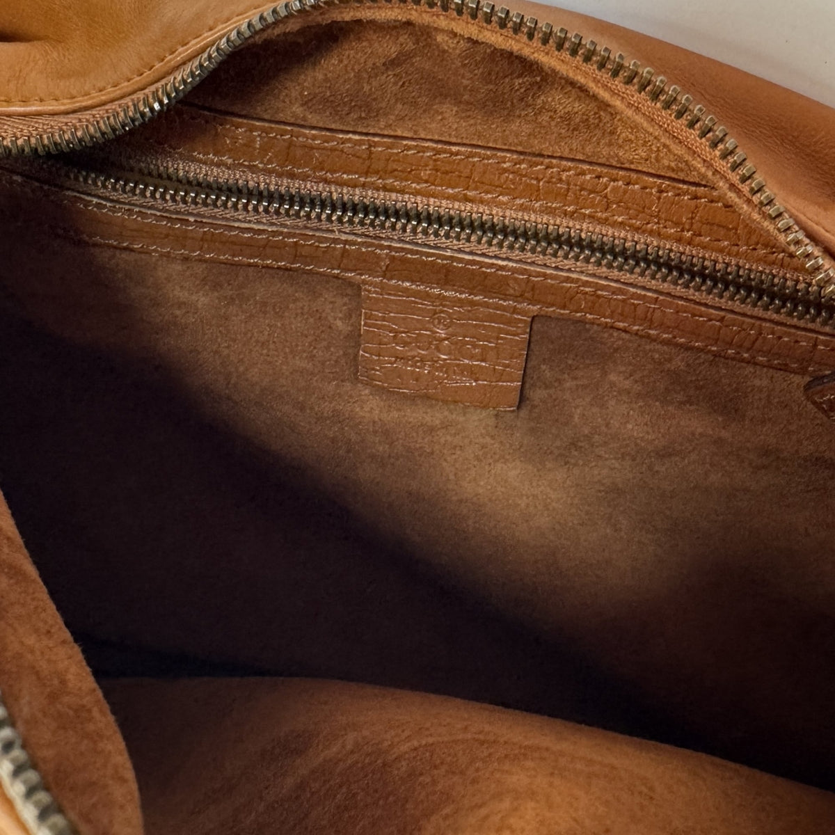Gucci Camel Leather Shoulder Bag (Pre-Owned)