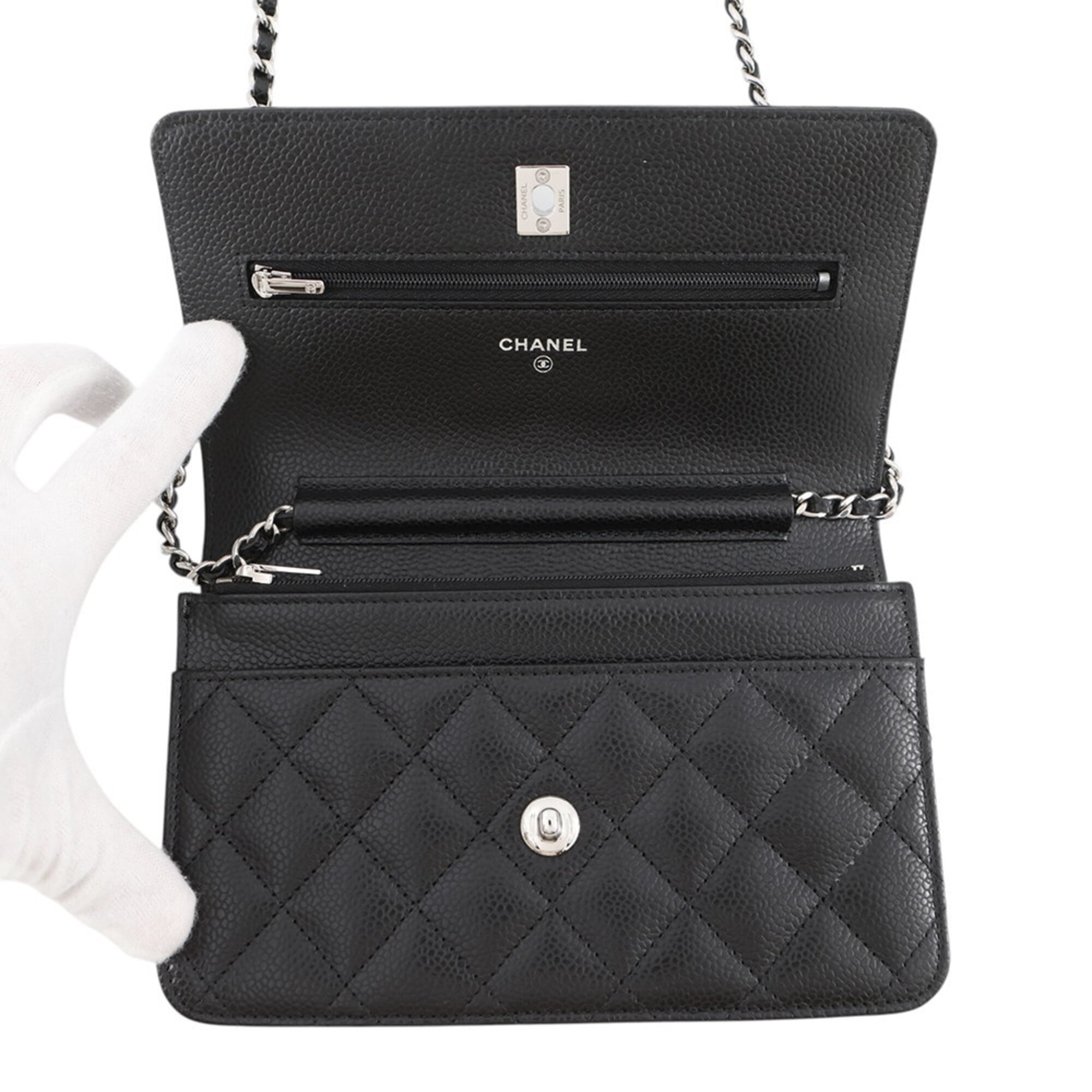 Chanel Matelasse Black Grained Calfskin Chain/Shoulder Wallet (Pre-Owned)