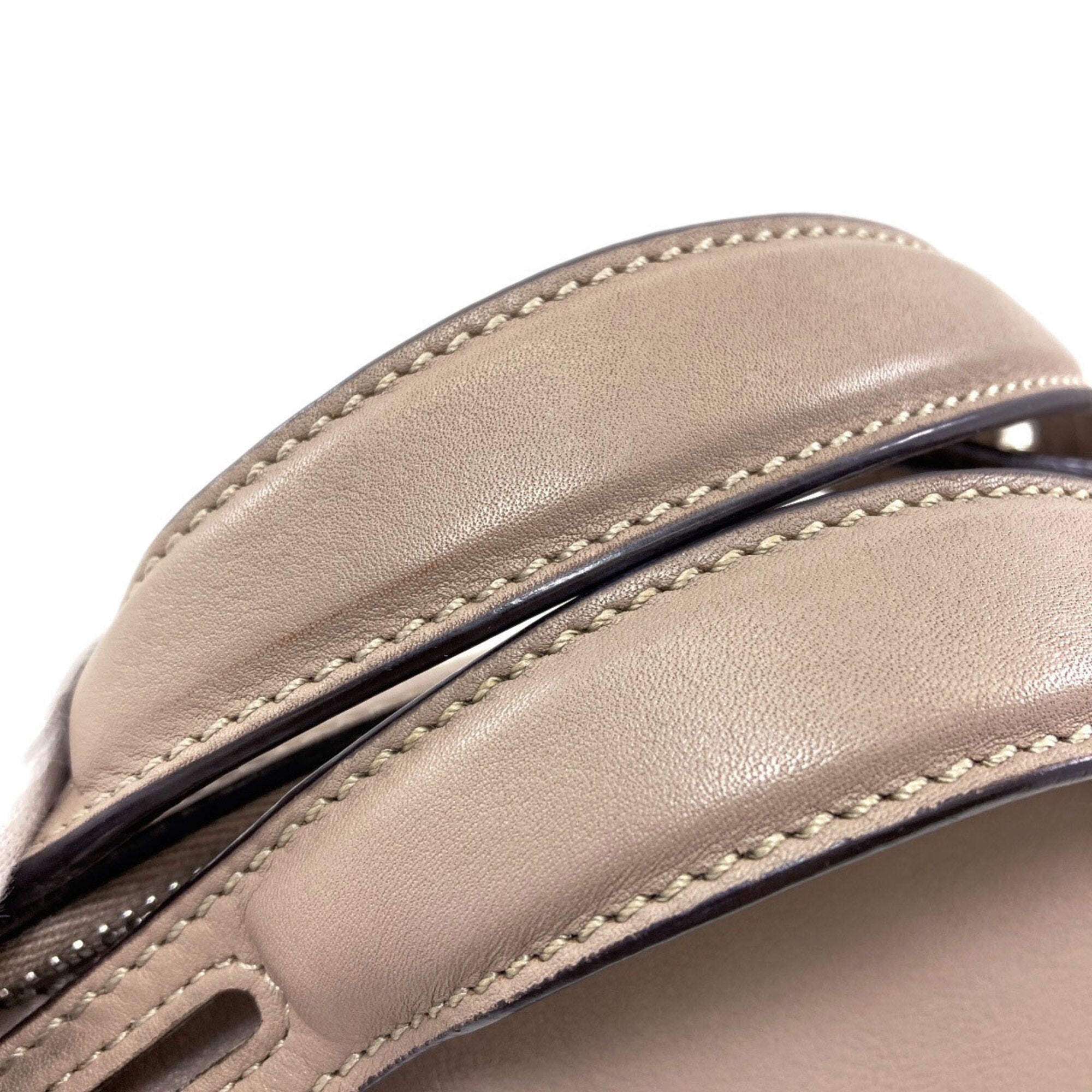 Fendi Grayish Leather Handbag (Pre-Owned)