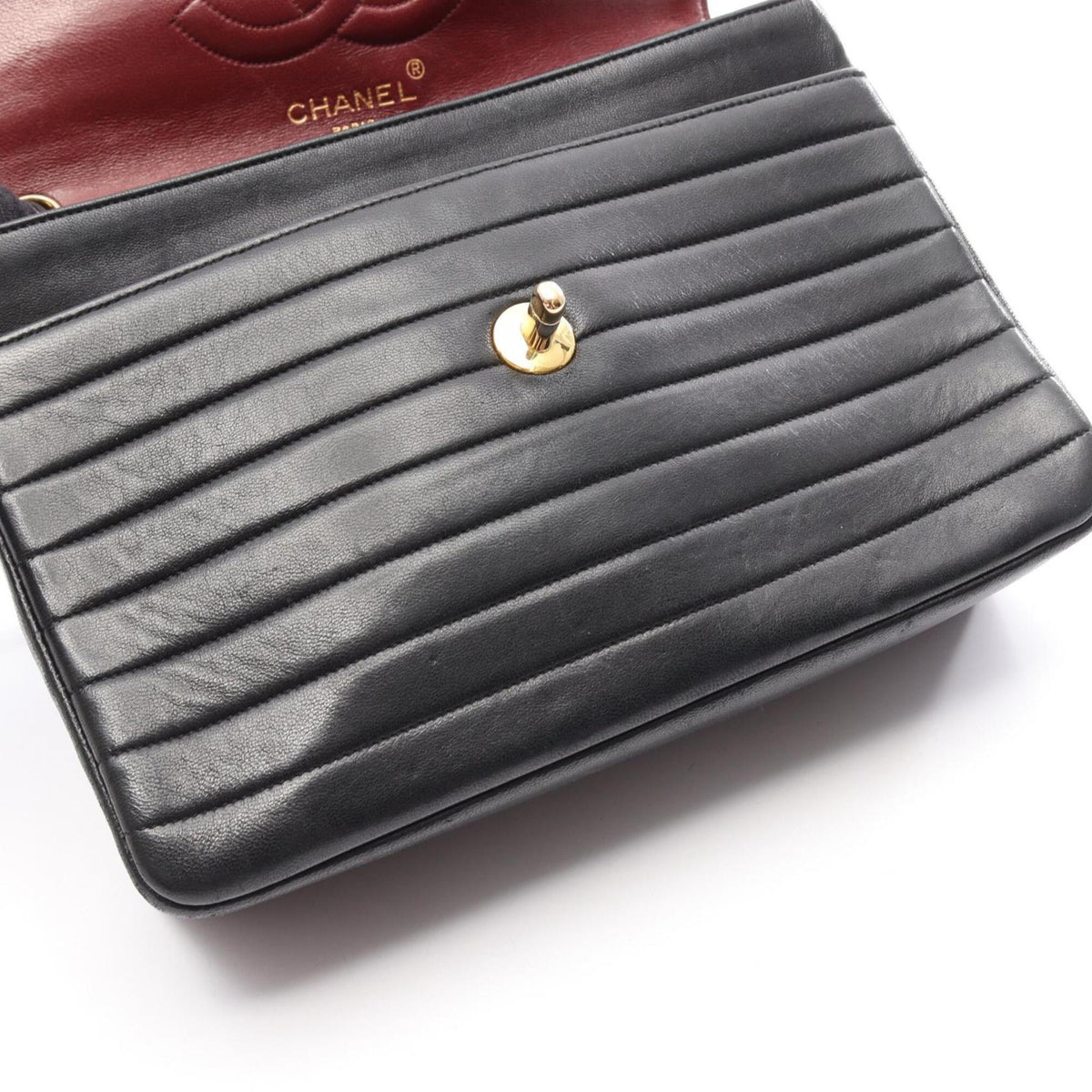 Chanel Black Leather Handbag Shoulder Bag (Pre-Owned)